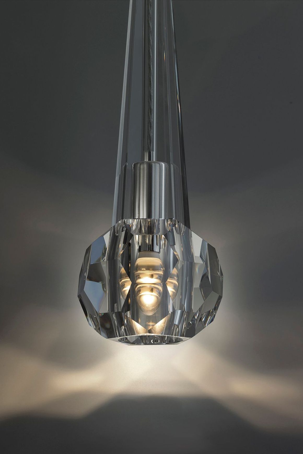 Falaise Pendant