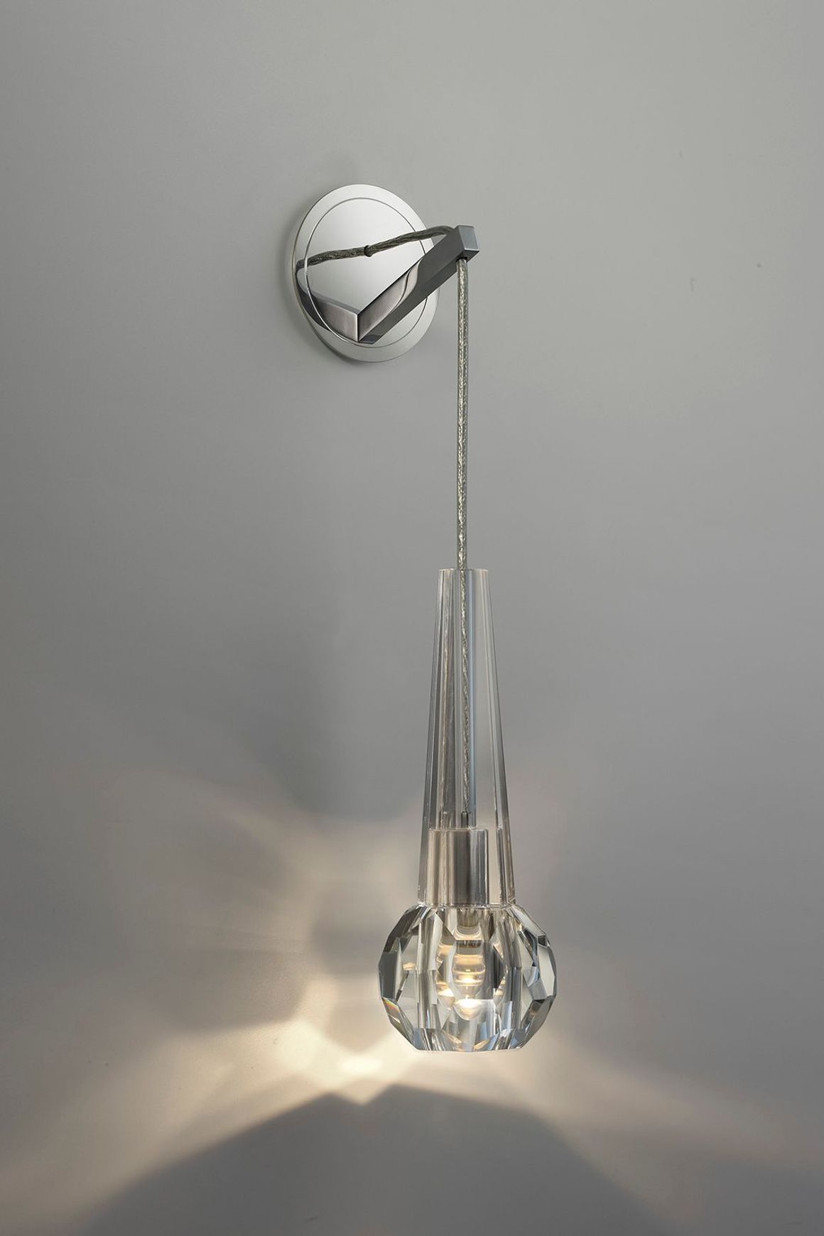 Falaise Pendant