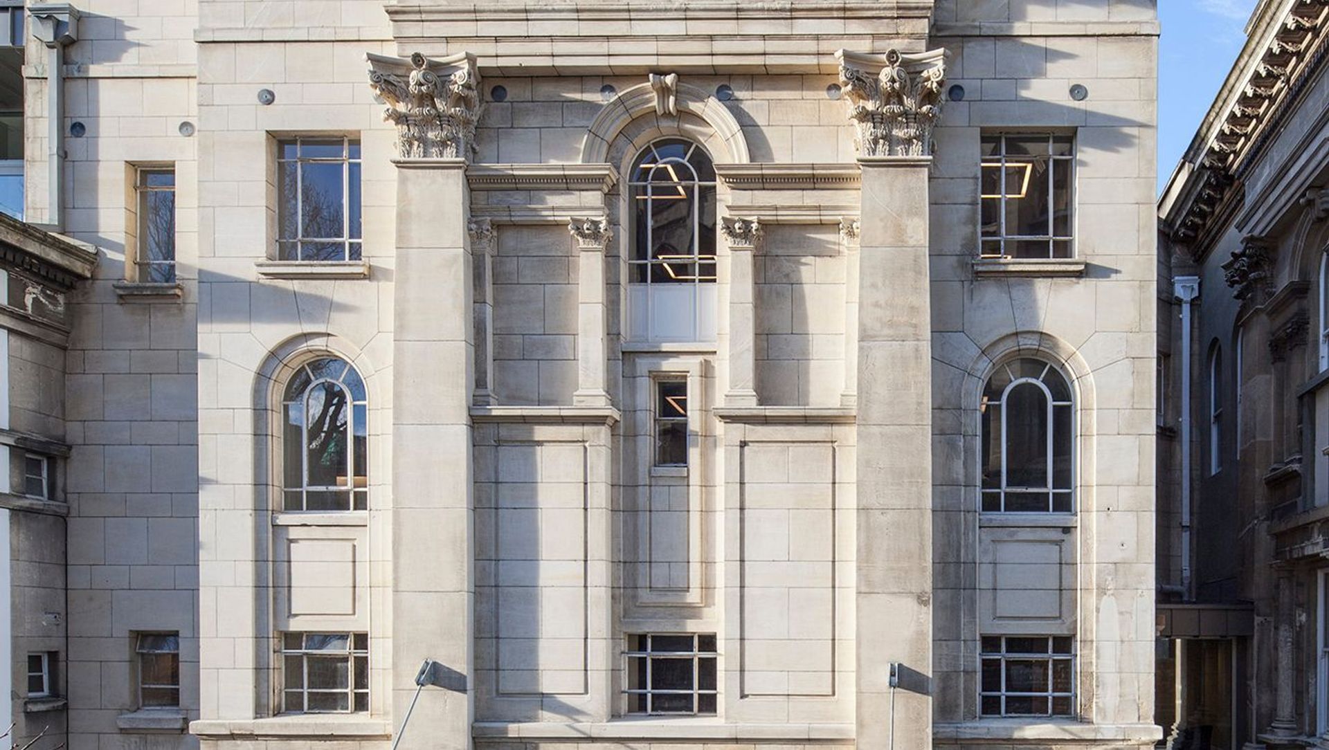 Dunedin Town Hall banner
