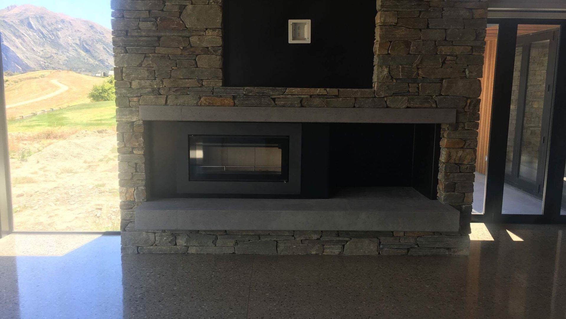 Queenstown House banner