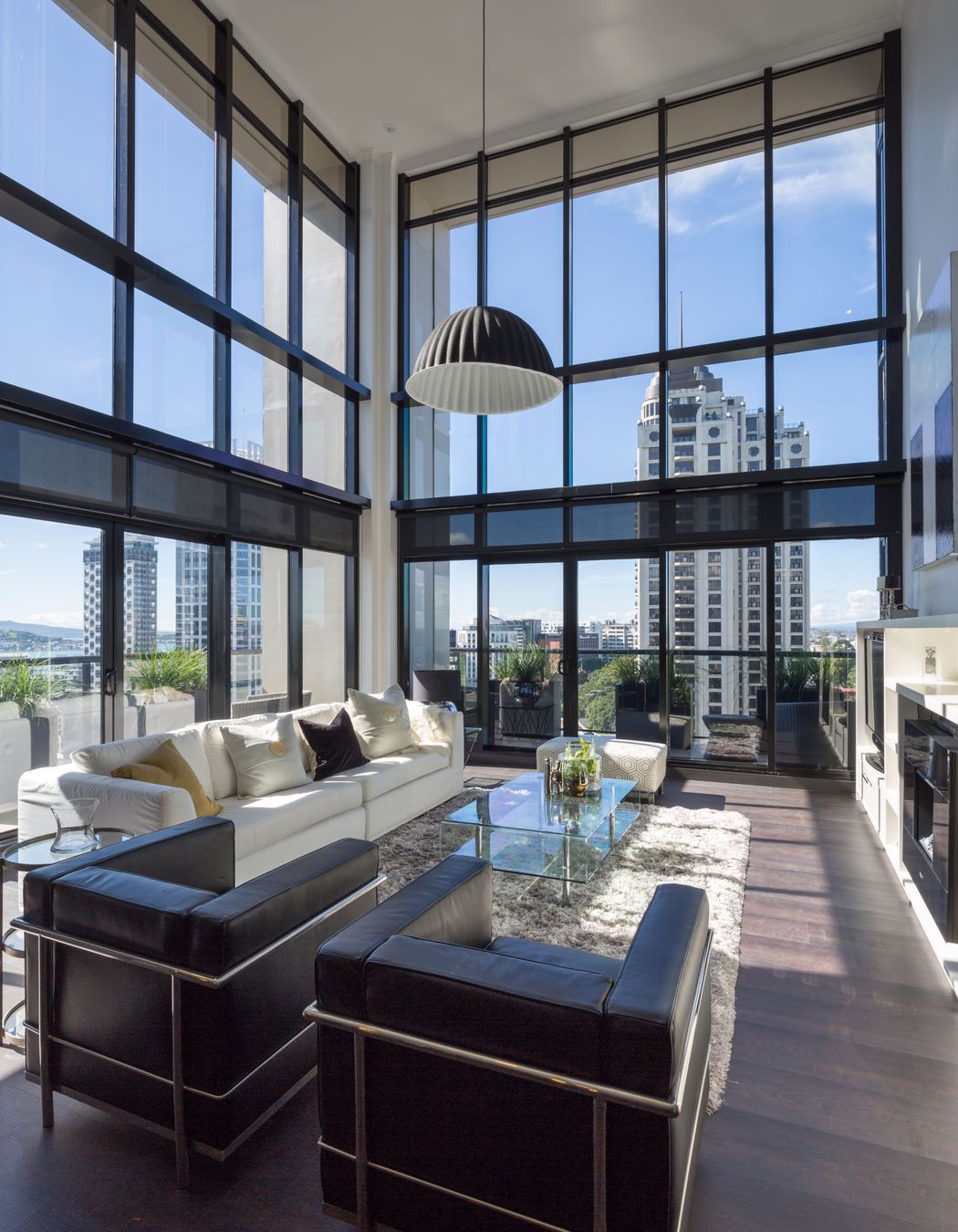 Penthouse Apartment at Citylife Apartments in Auckland