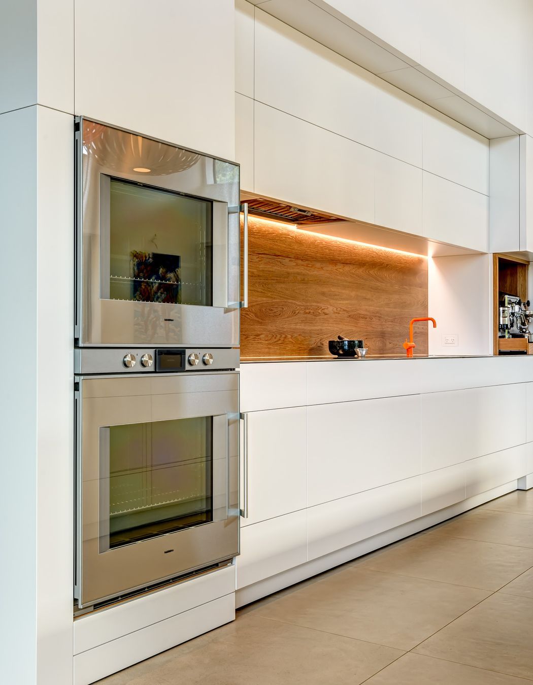 House in the Vineyards