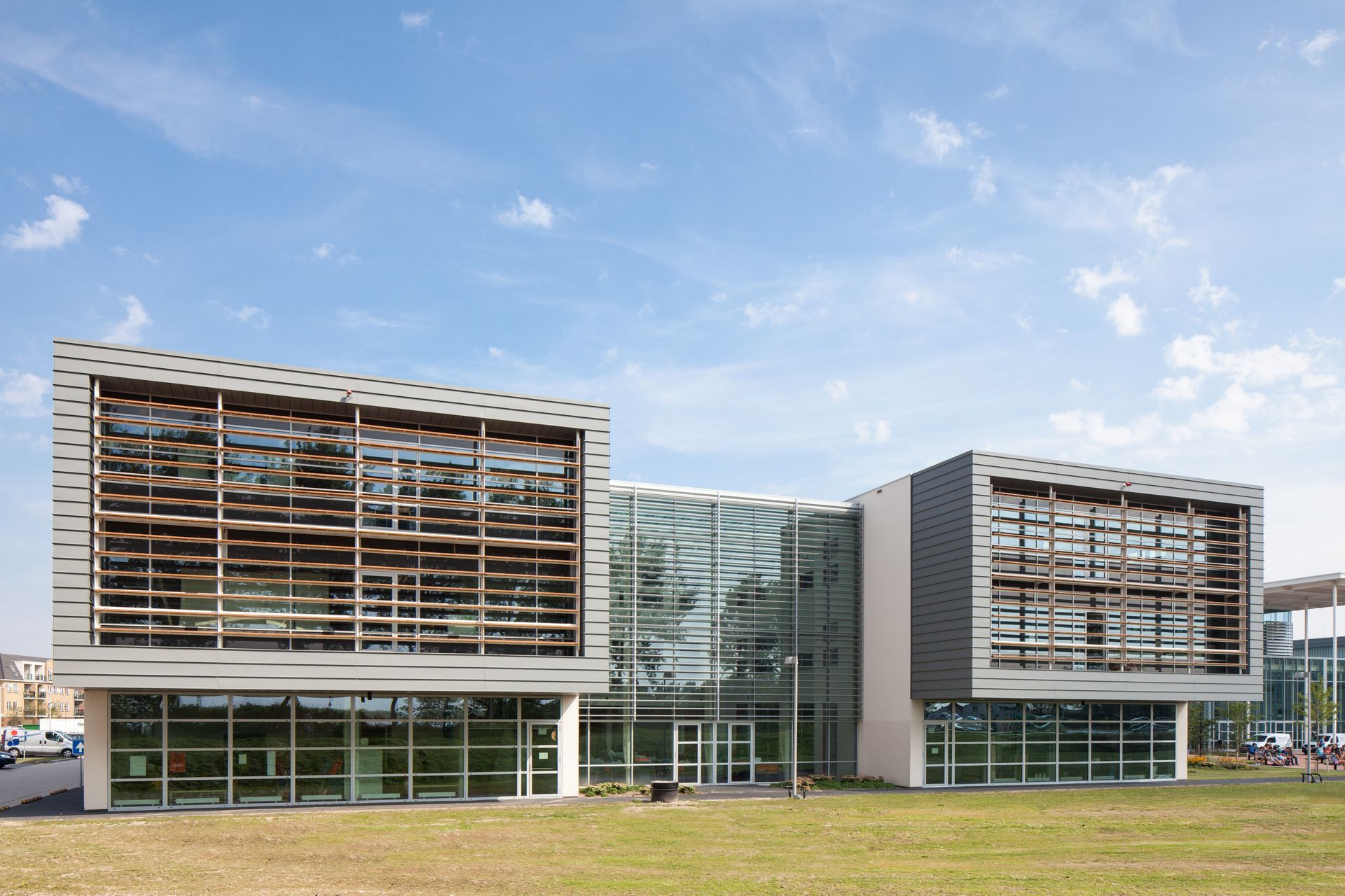 MAERLANT COLLEGE BRIELLE