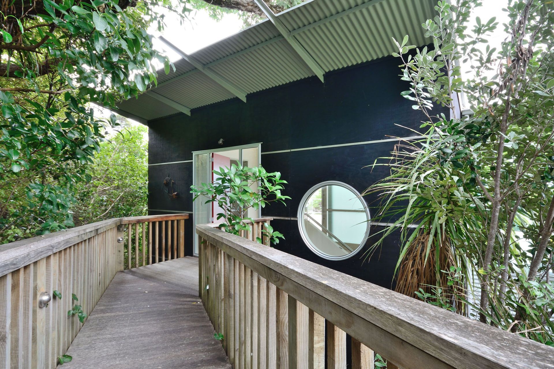 Mahurangi Steel House