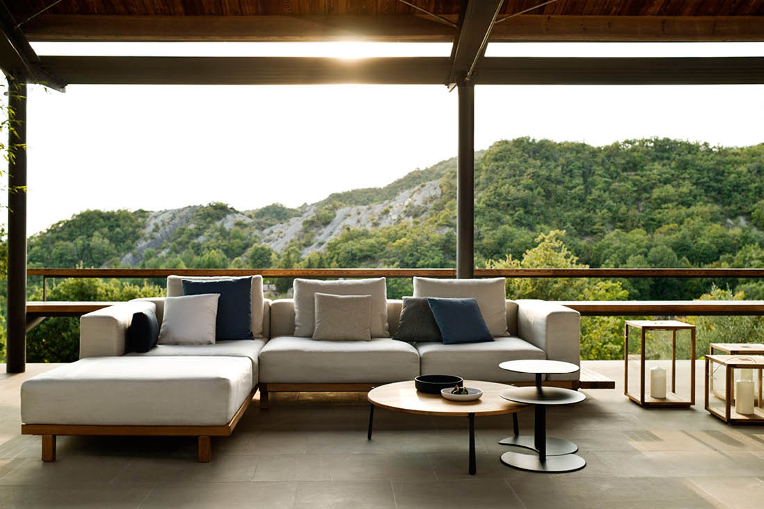 Vis à Vis Modular Sofa by Tribu