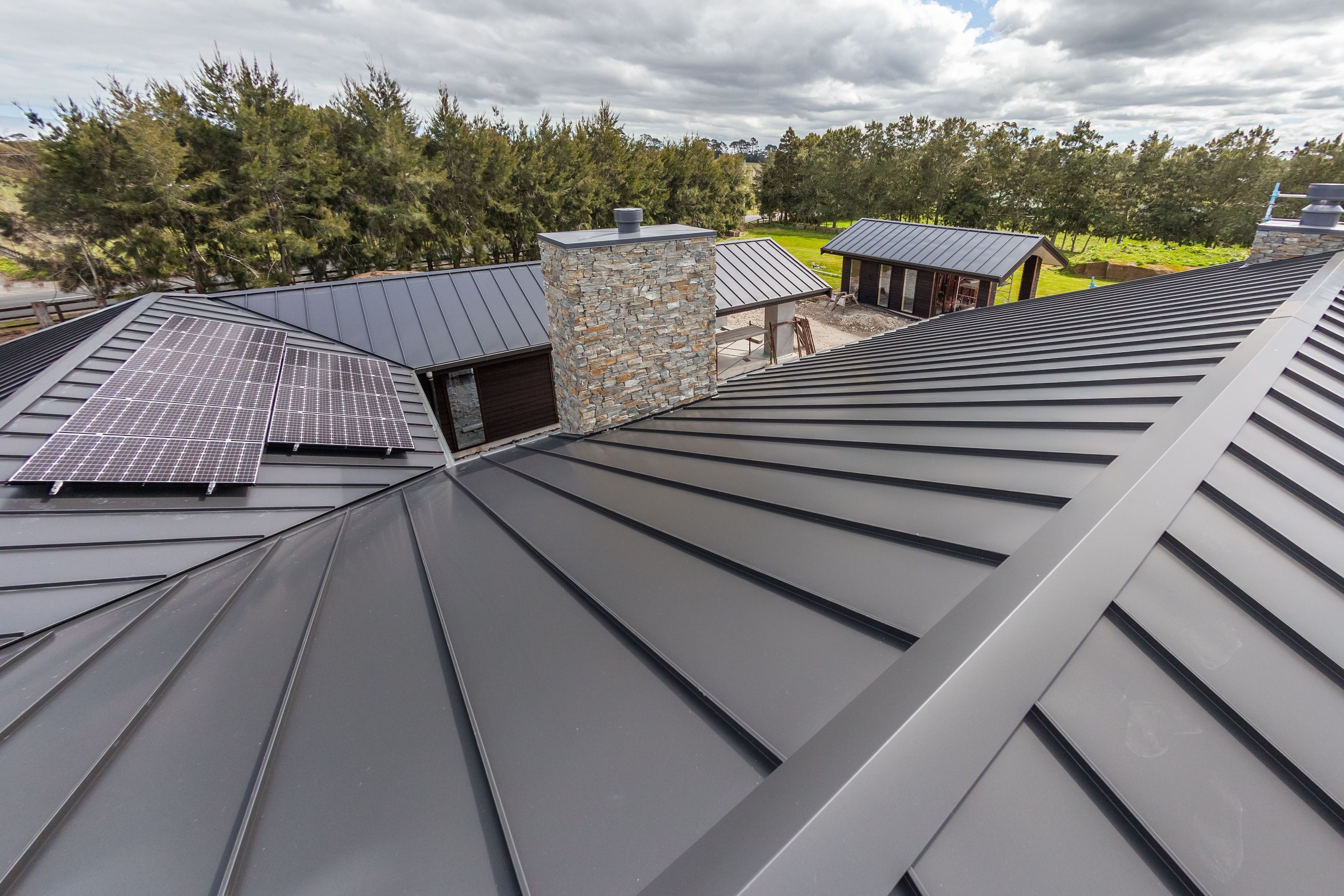 Smart Tray Standing Seam Roofing