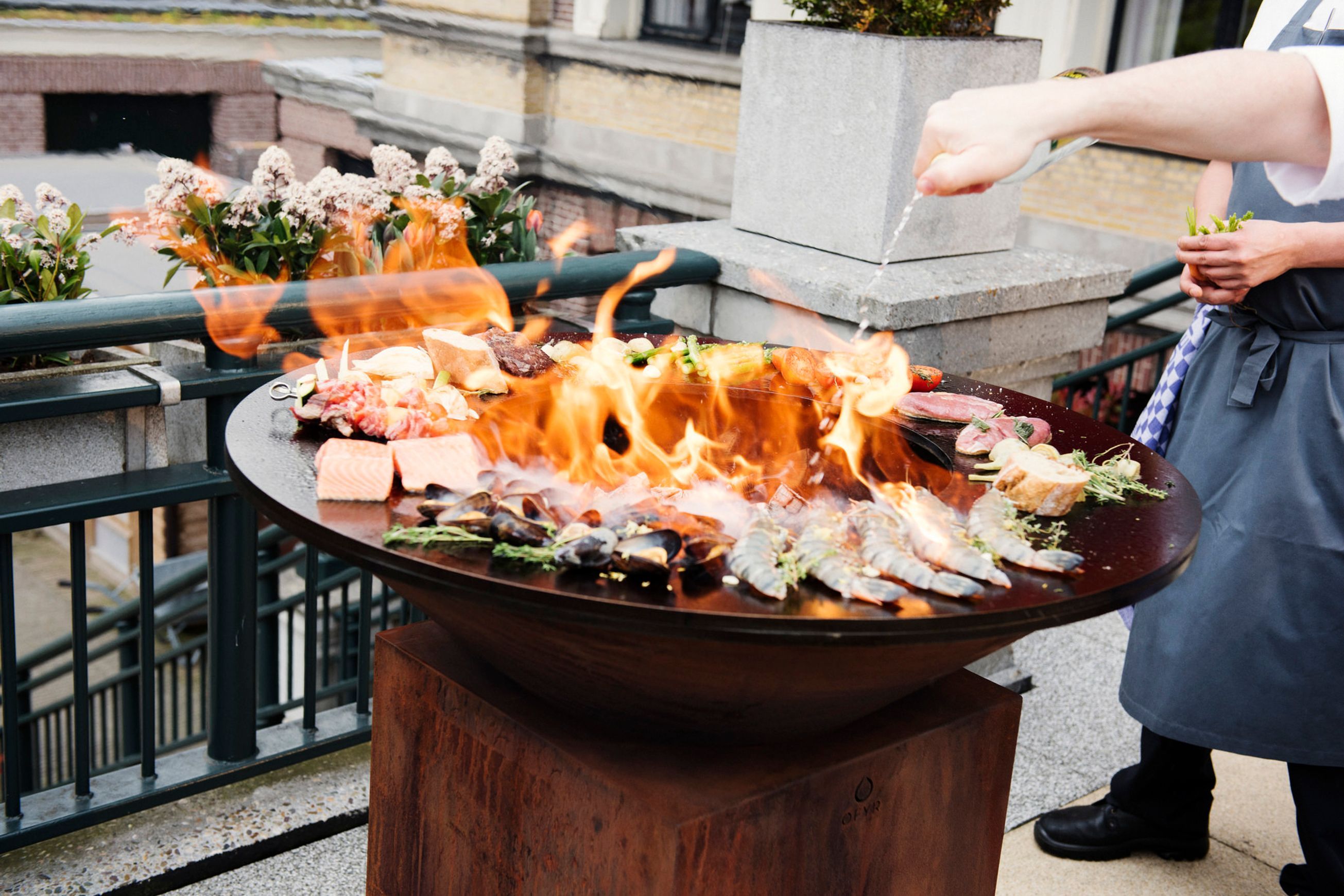 100/100 by Ofyr Outdoor Fire and Grill