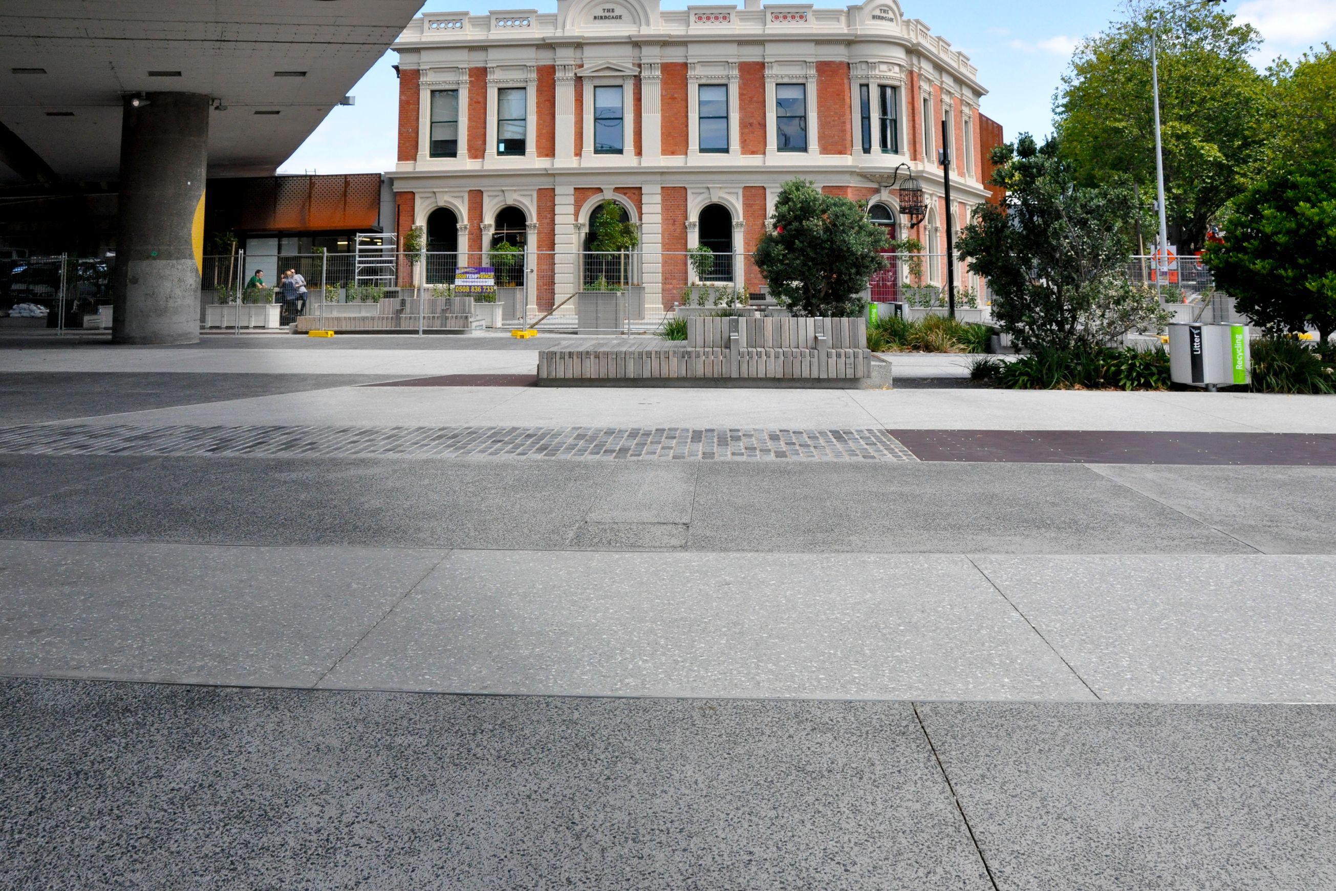 Granite & Basalt  Paving & Cobbles 