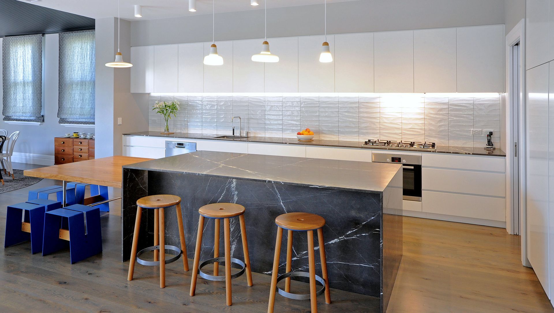 Devonport Striking Stone Kitchen banner