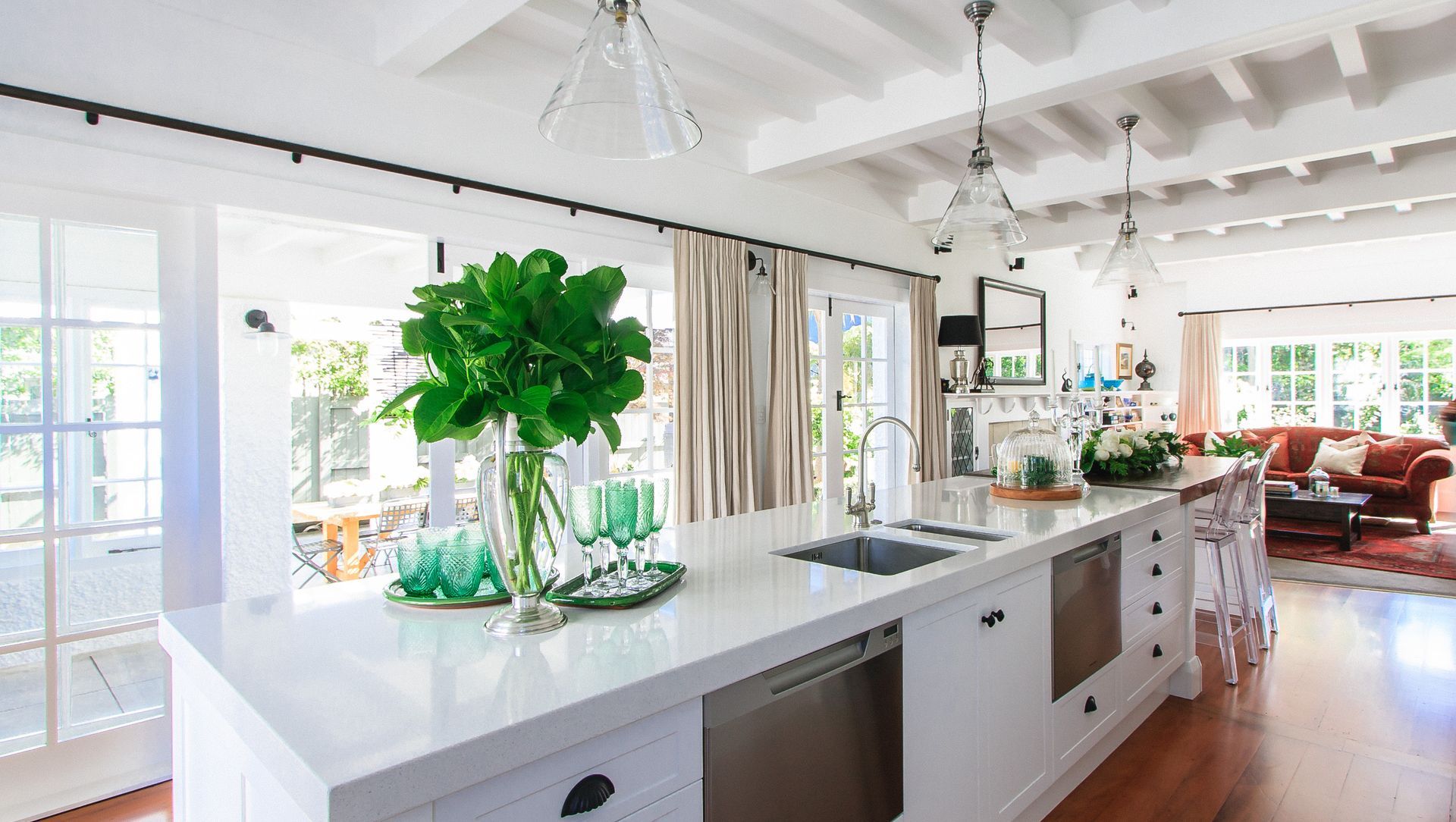 Young Kitchen & Alfresco banner