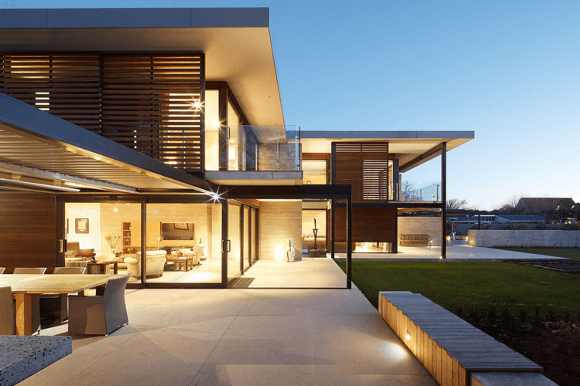 POYNDER AVENUE HOUSE