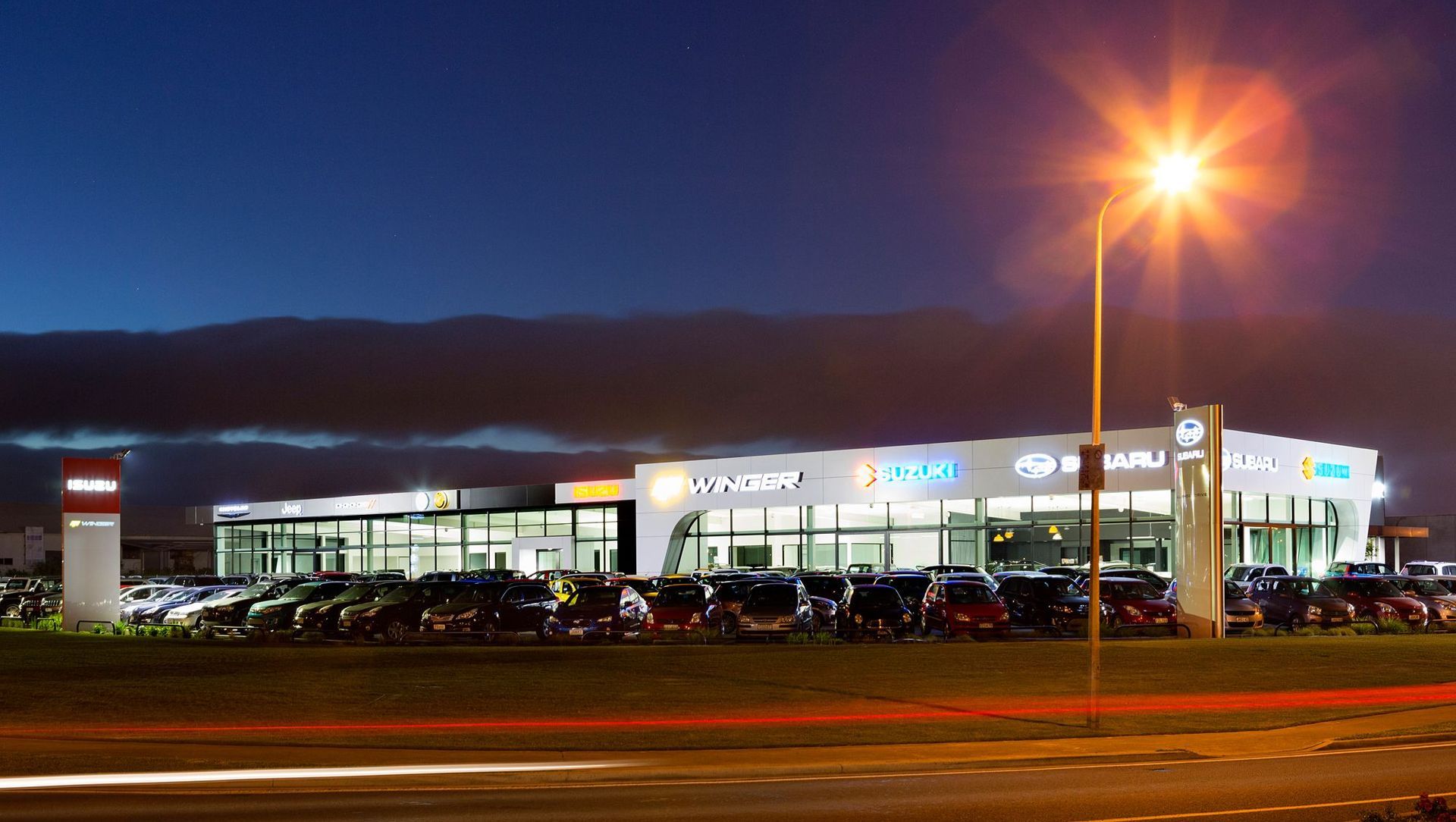 Winger Hamilton banner