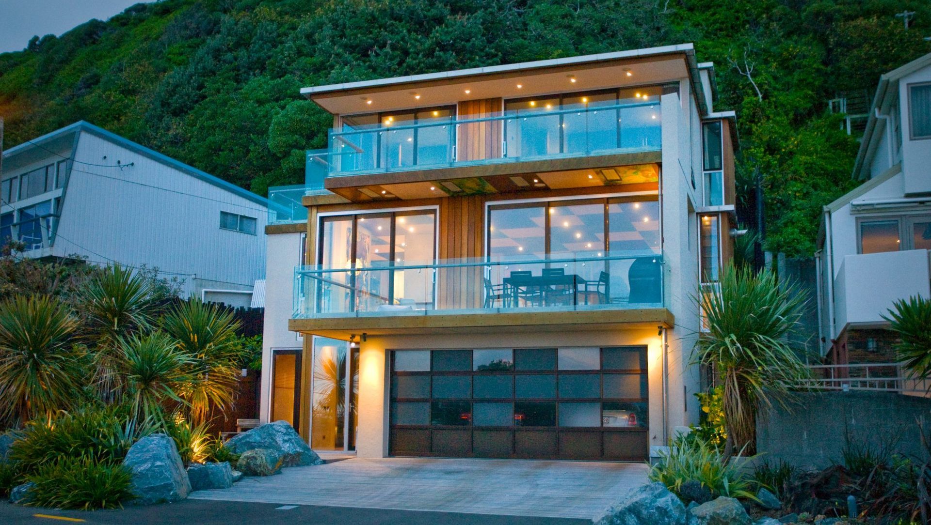 Pukerua Beach House banner