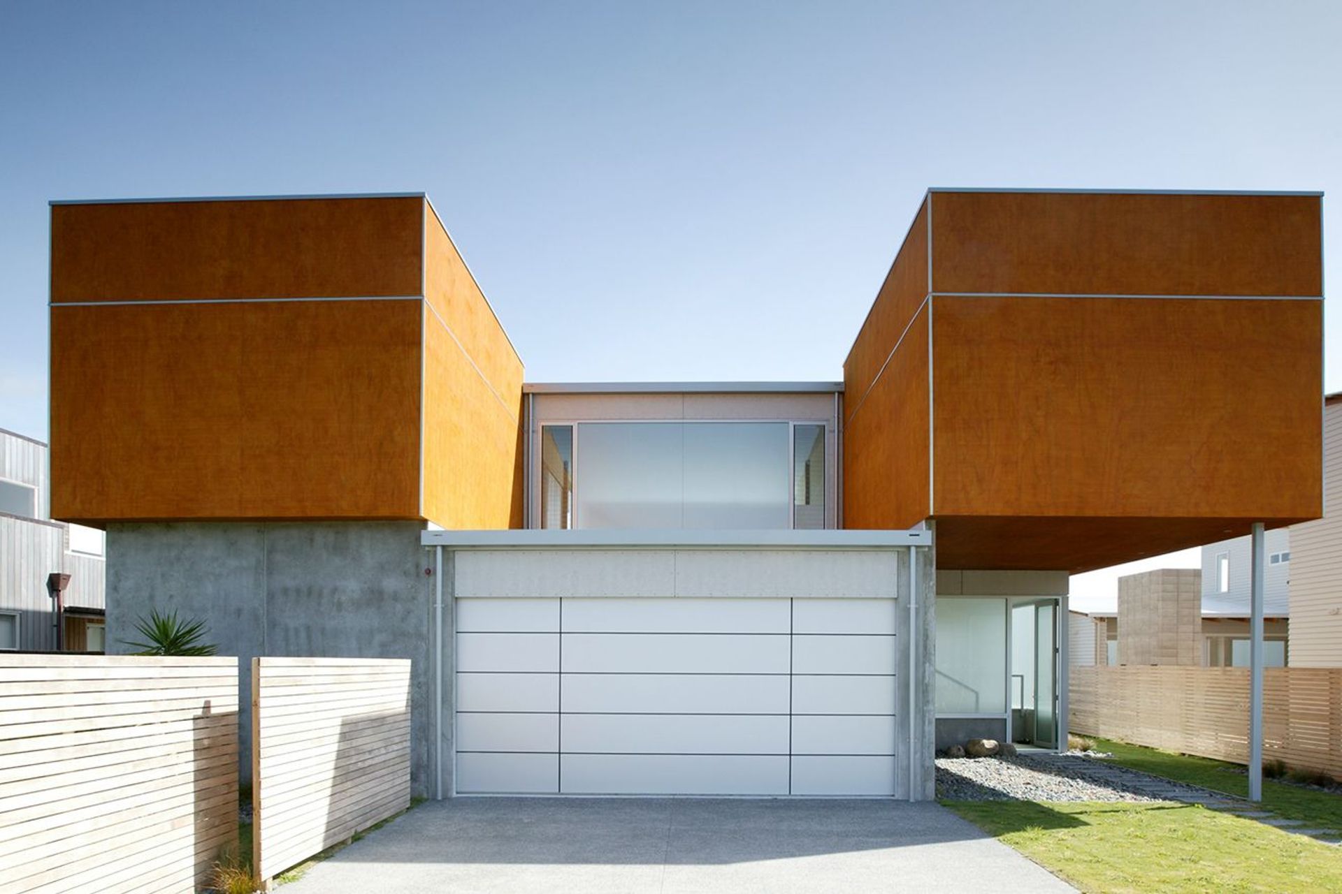 Omaha Beach Holiday House