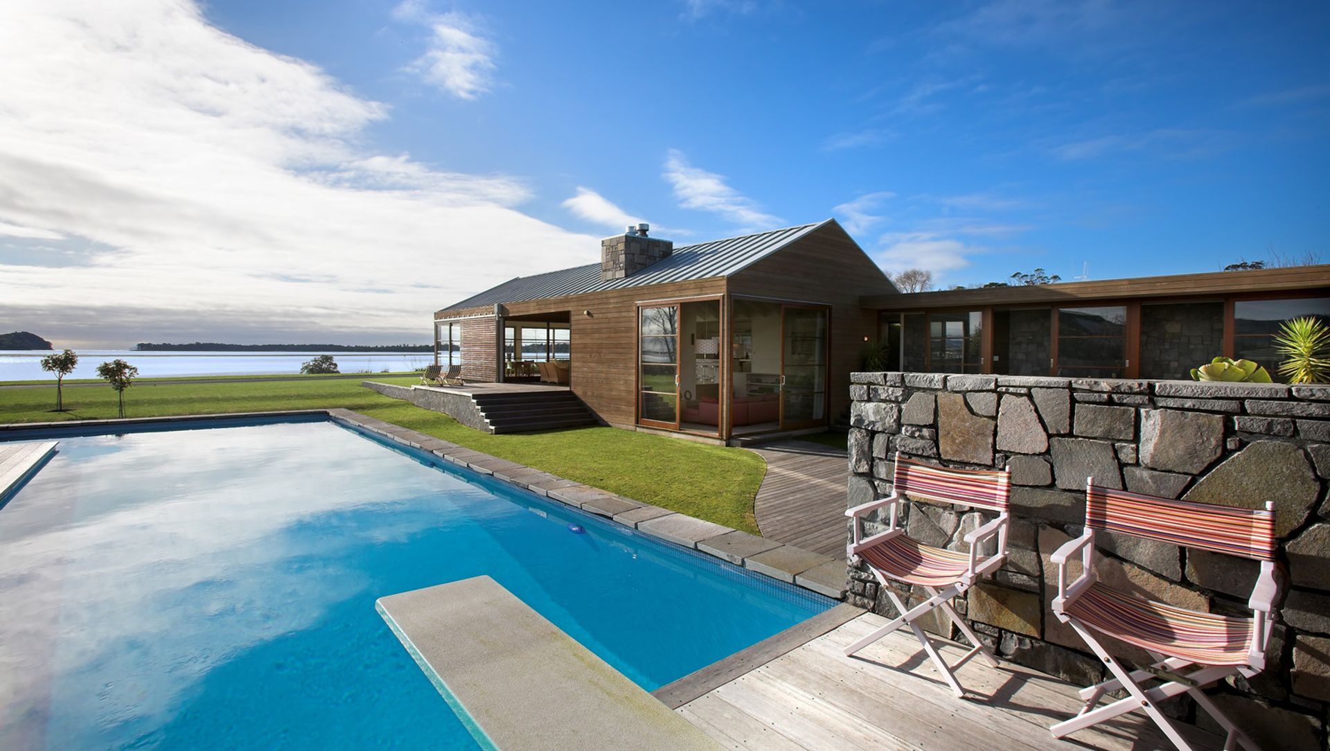 Katikati House banner