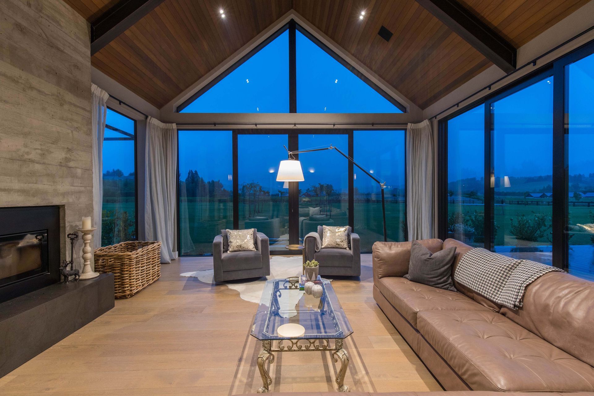 Wakatipu Basin House