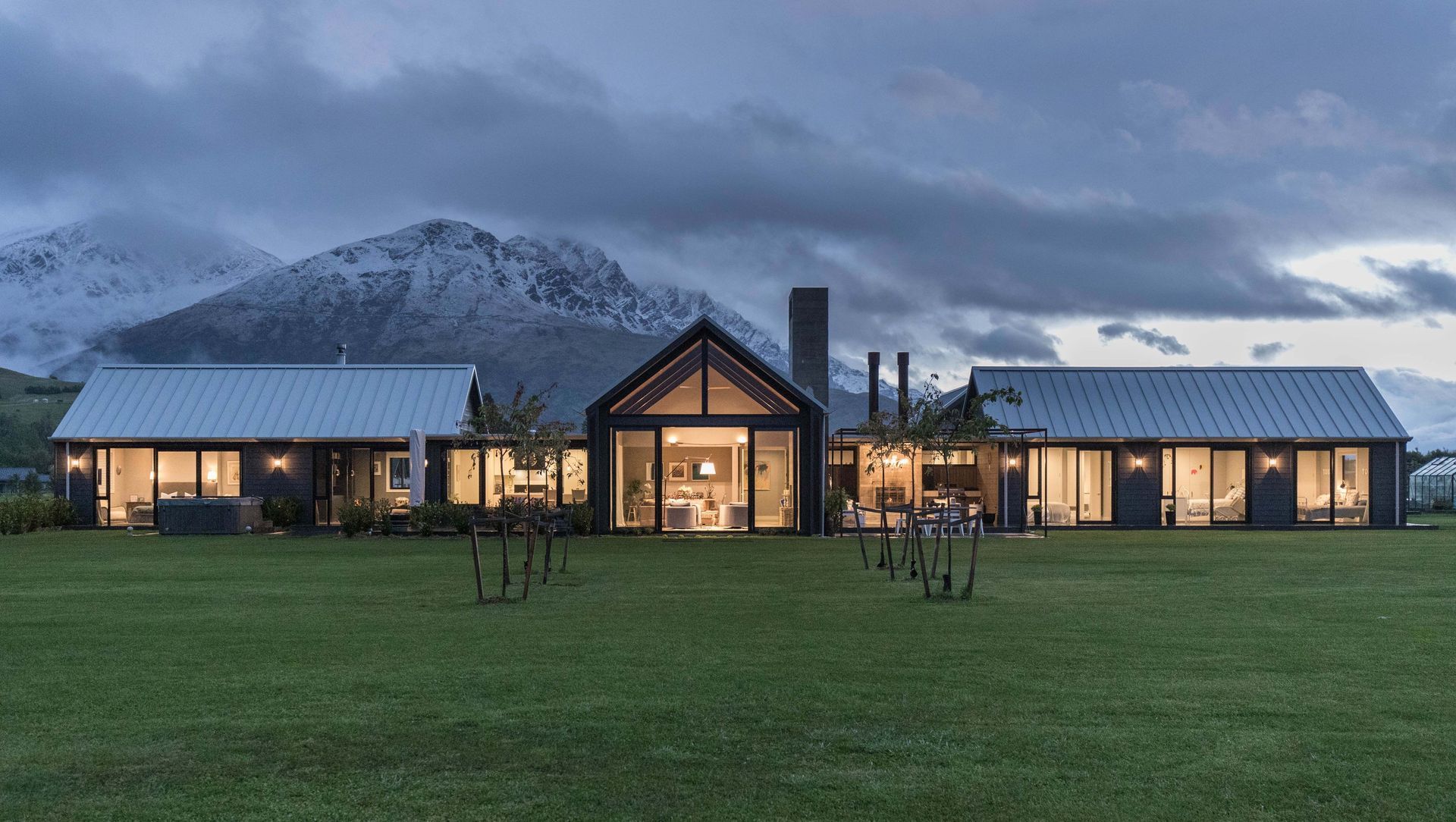 Wakatipu Basin House banner