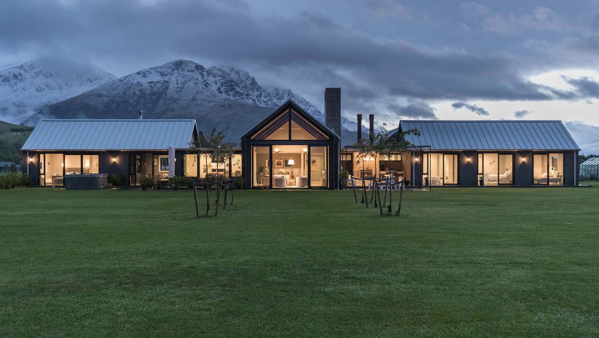 Wakatipu Basin House banner