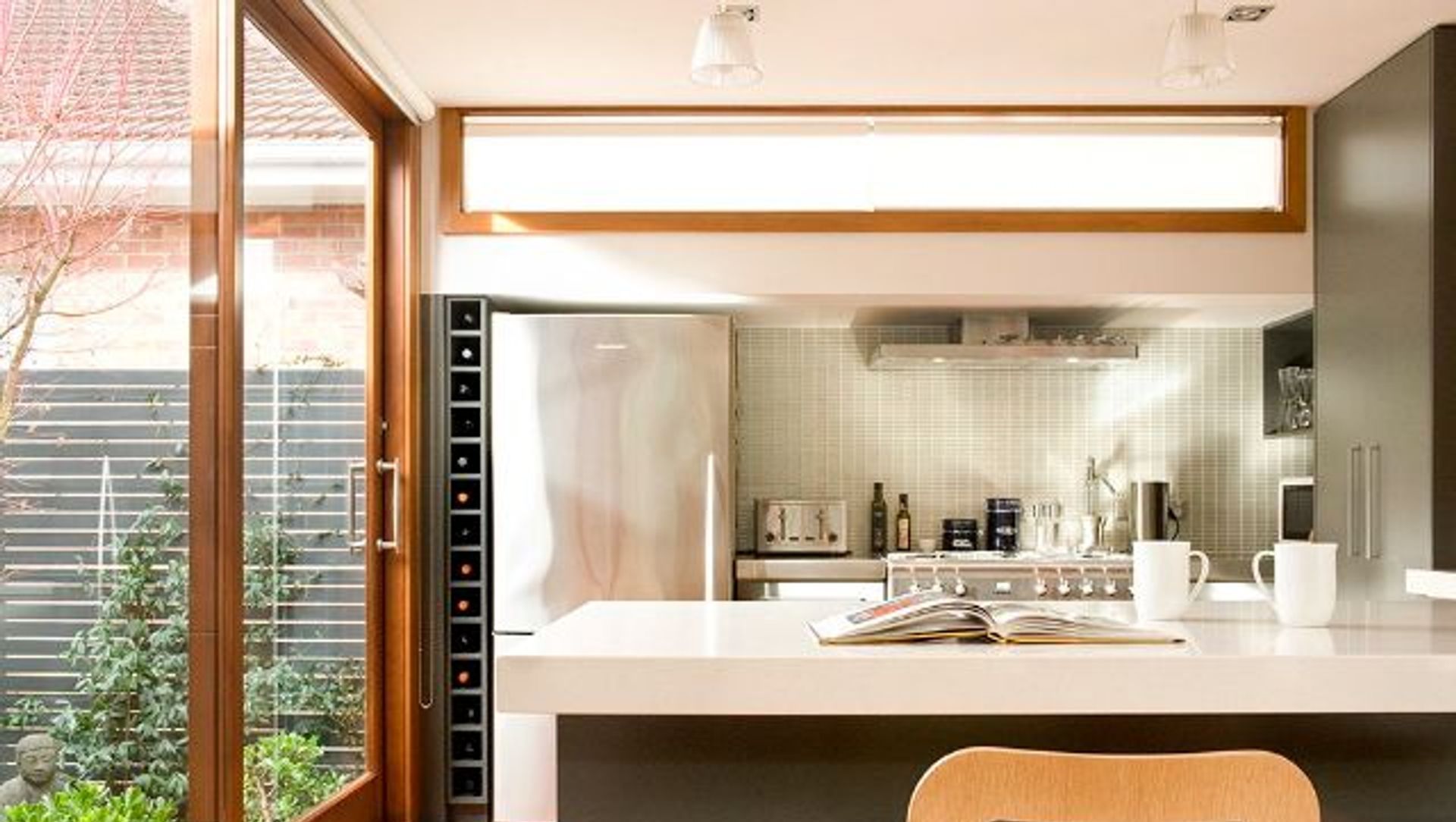 View Road House banner