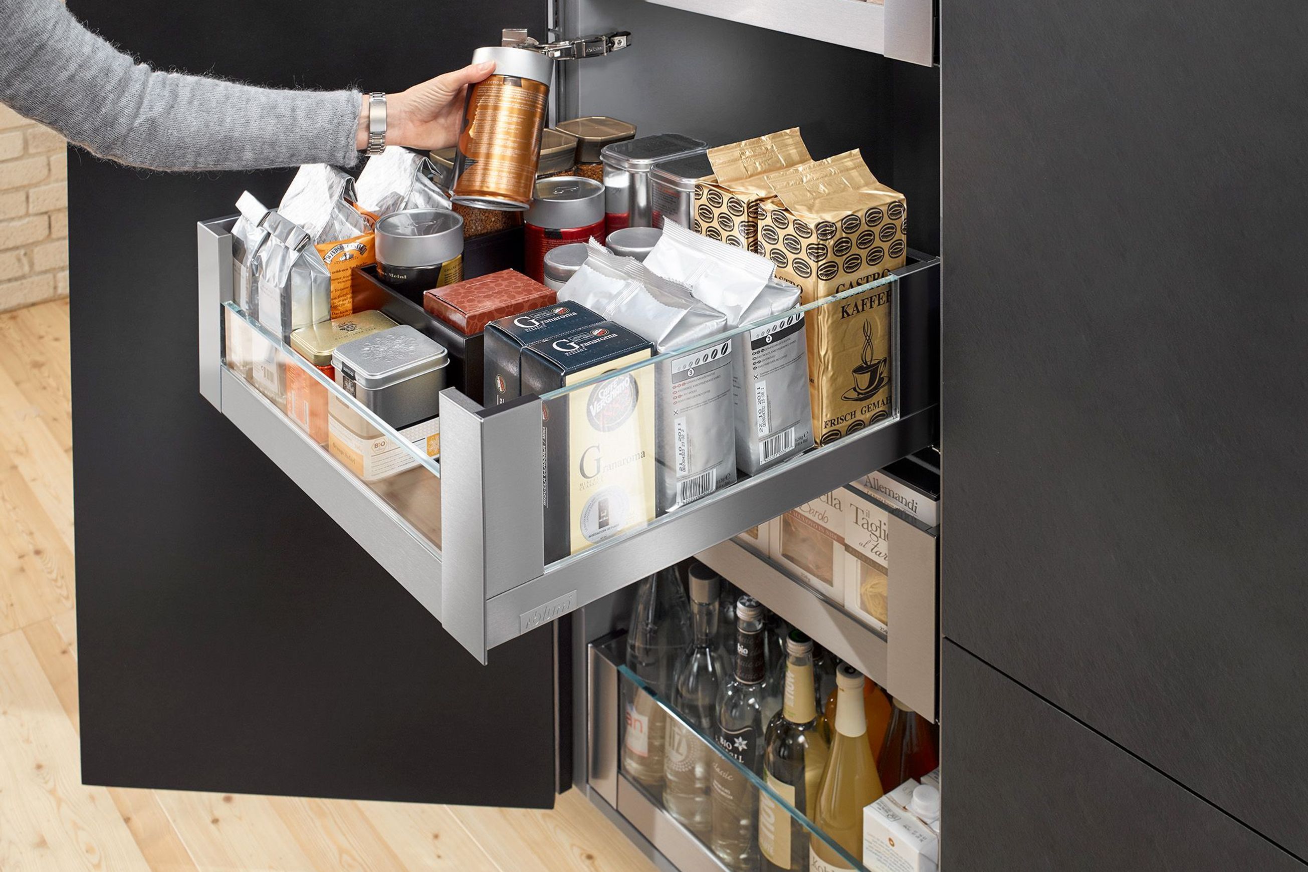 SPACE TOWER with LEGRABOX