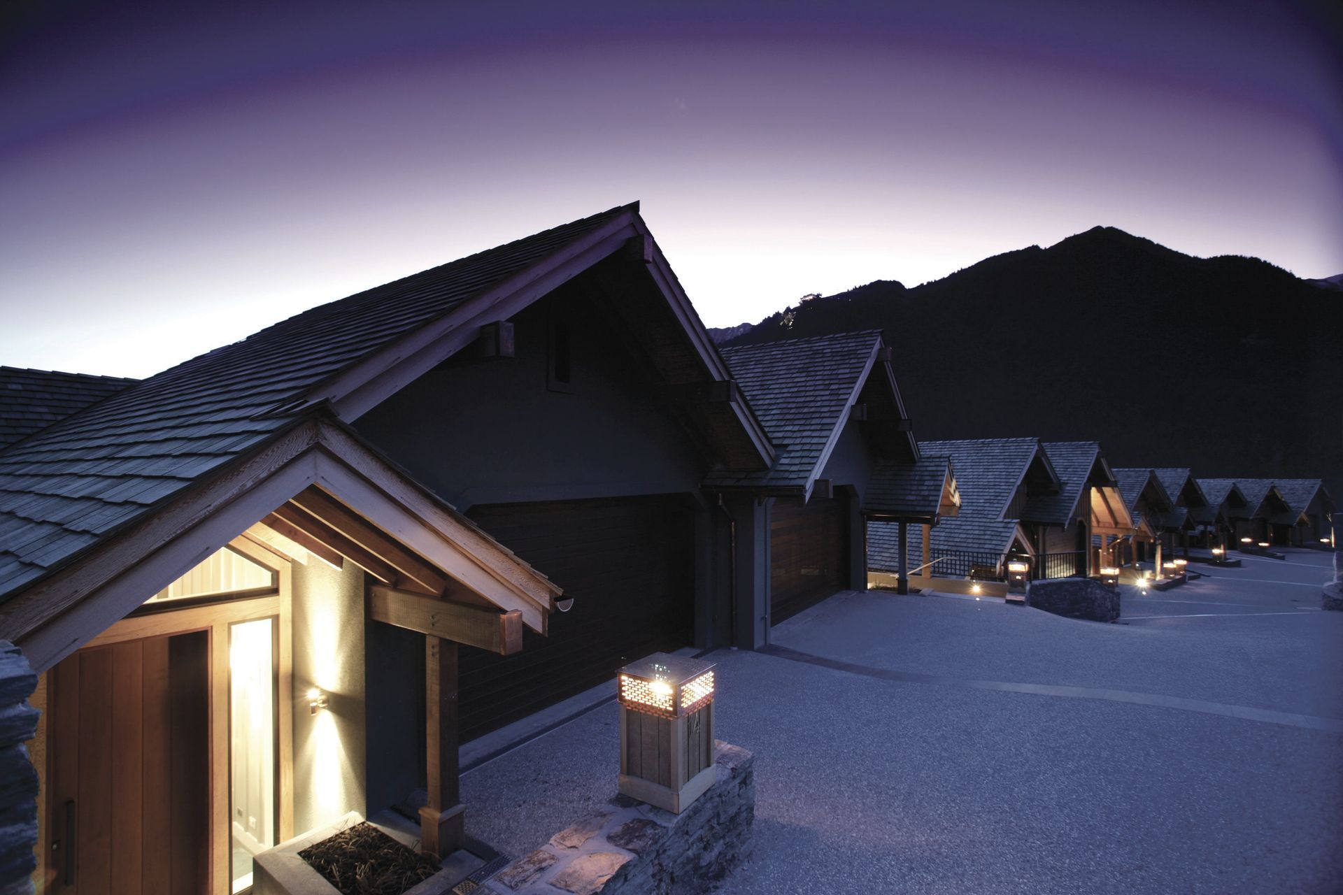 Commonage Close Villas, Queenstown Hill