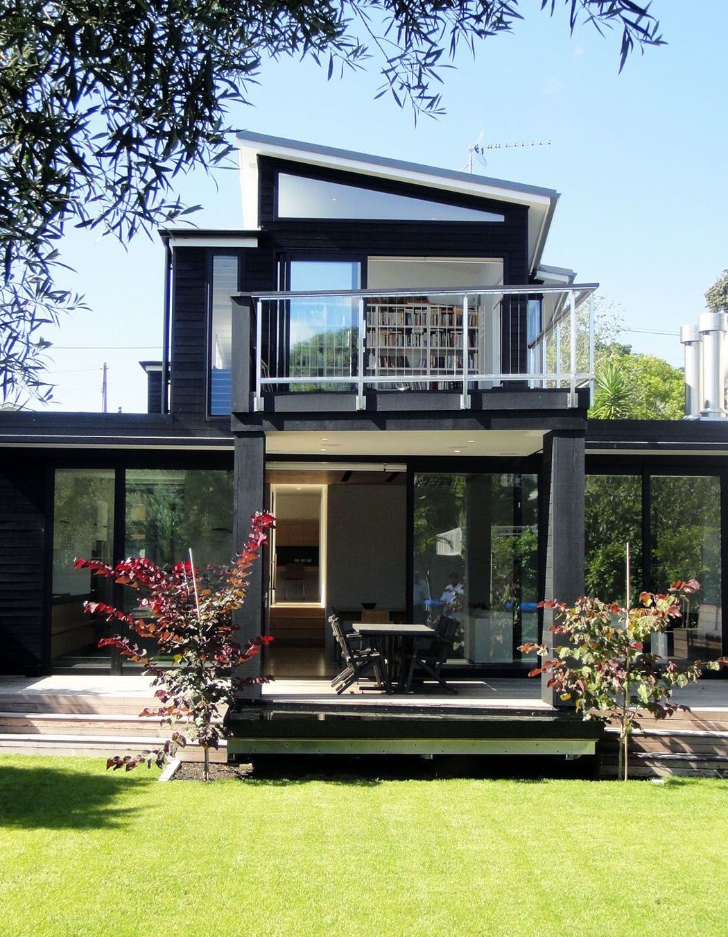 Contemporary New House in Point Chevalier