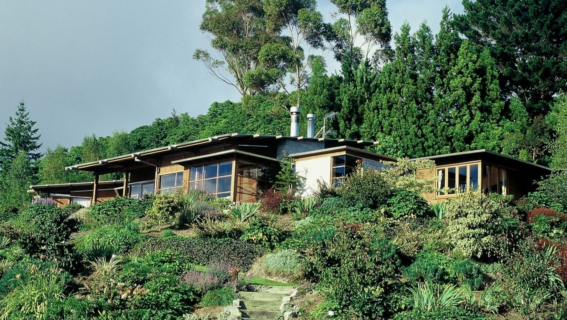 Taupo House, Taupo banner