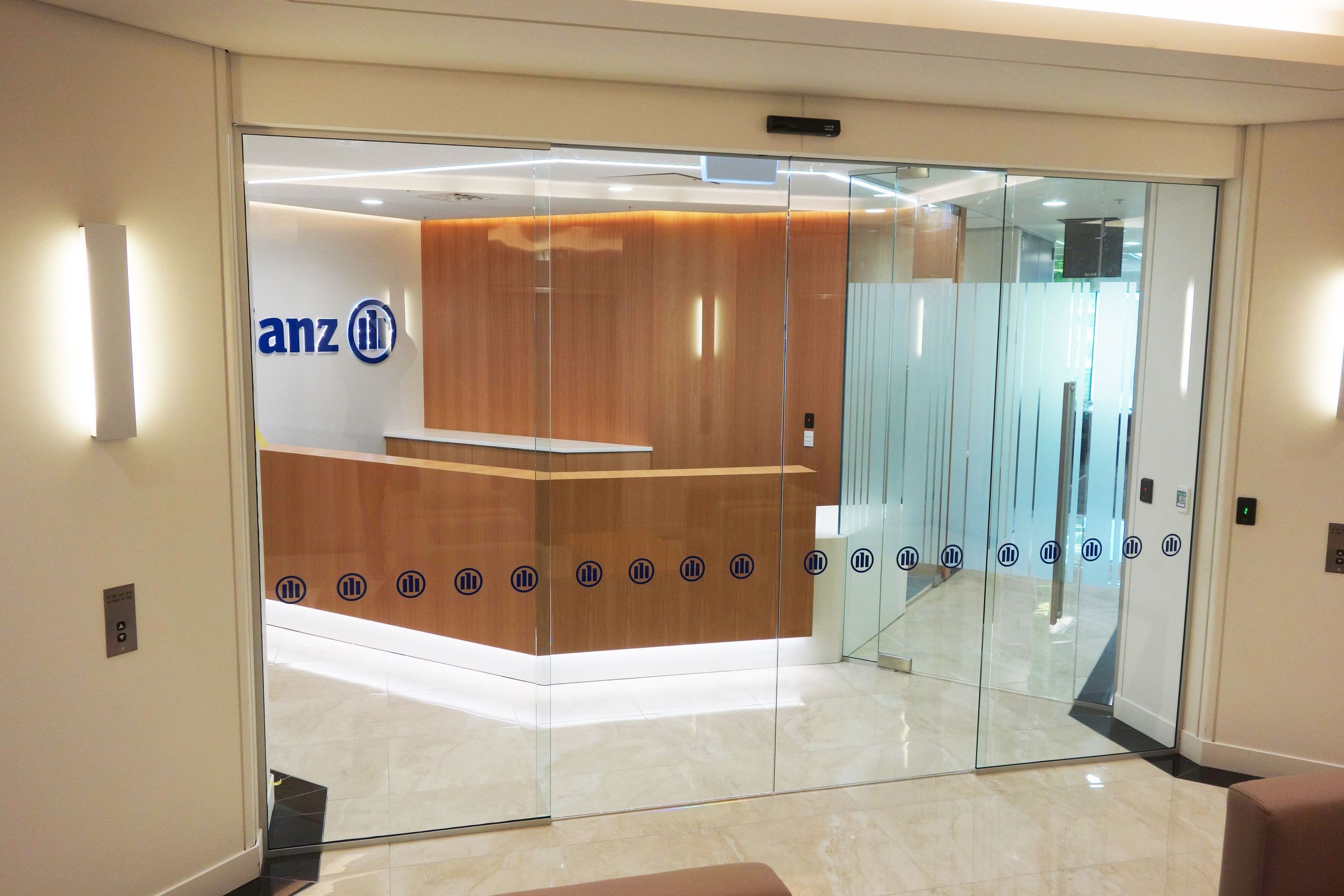 Haynes Glass Commercial Glass Partitions