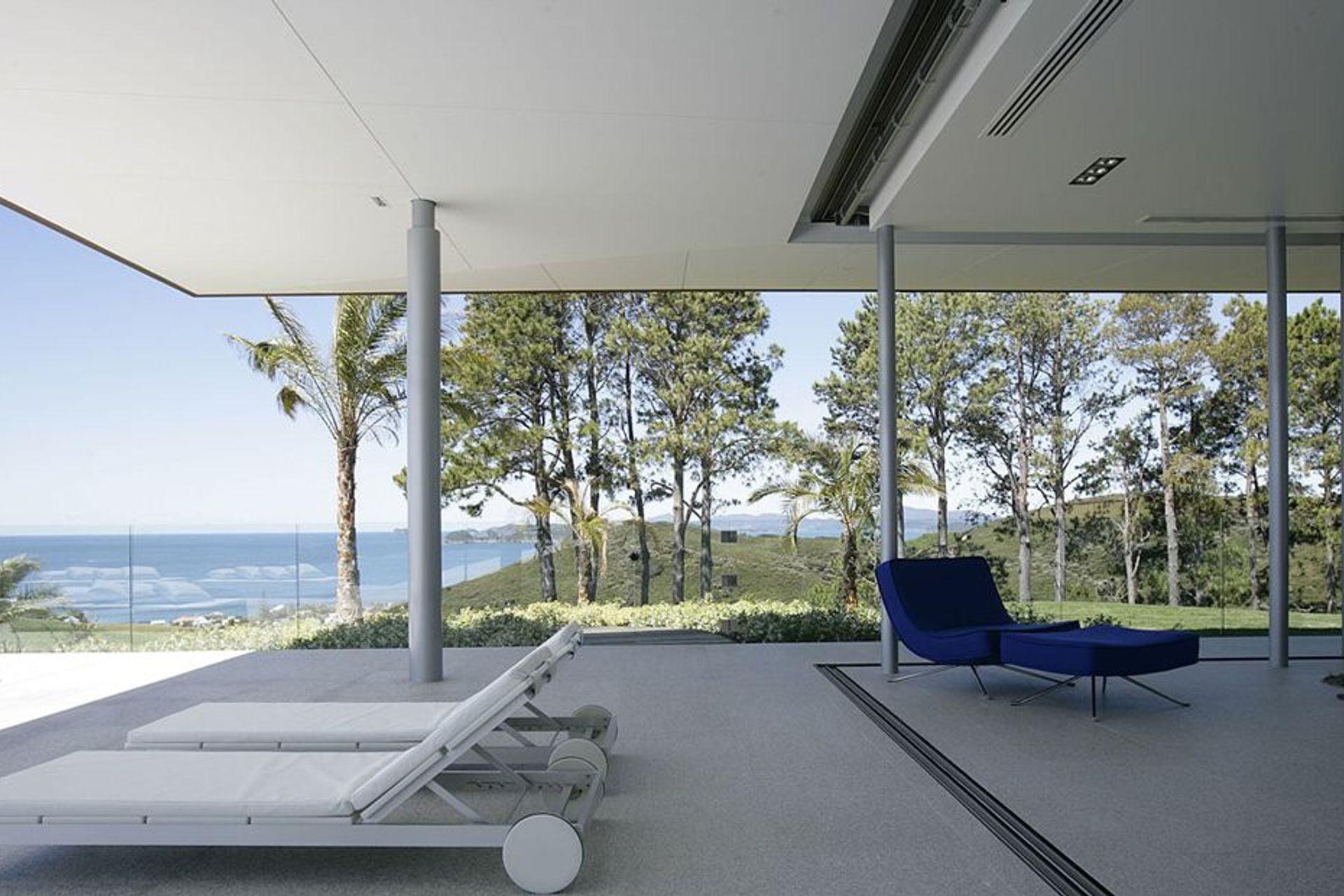 Eagles Nest by crosson clarke carnachan architects