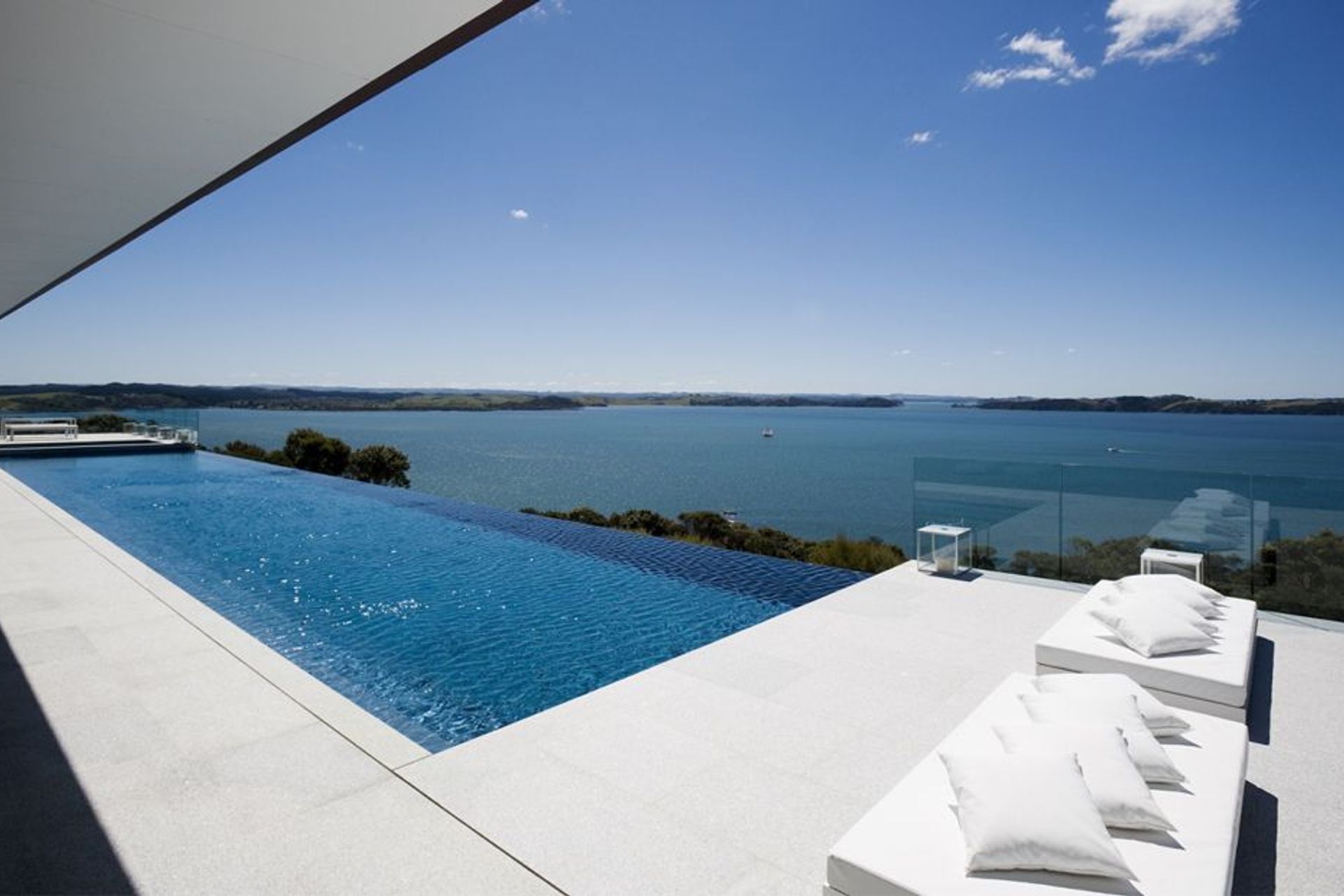 Eagles Nest by crosson clarke carnachan architects