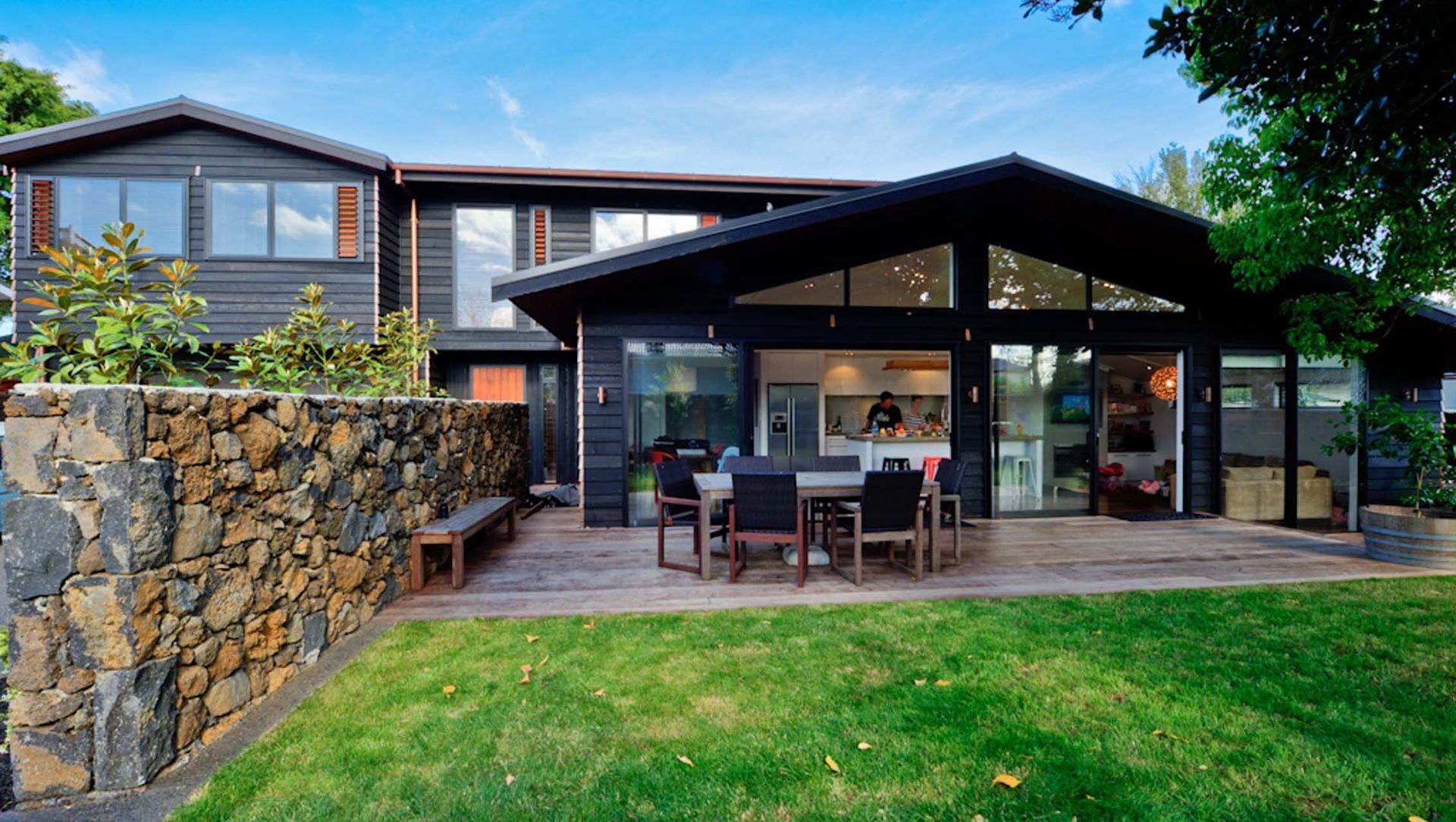 Ellerslie House banner