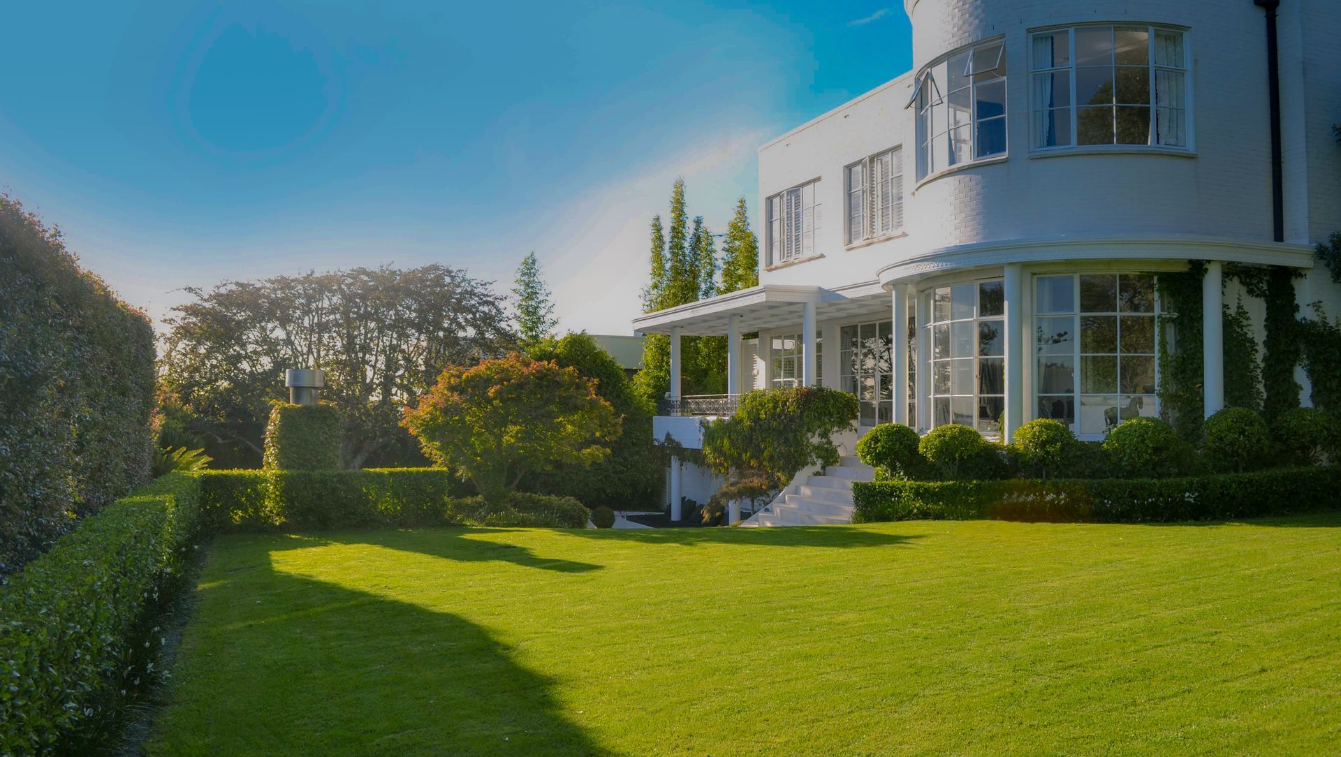 Remuera Garden, Remuera banner