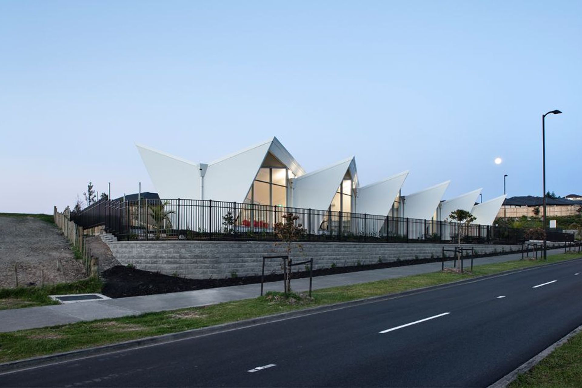 FANTAILS, SILVERDALE