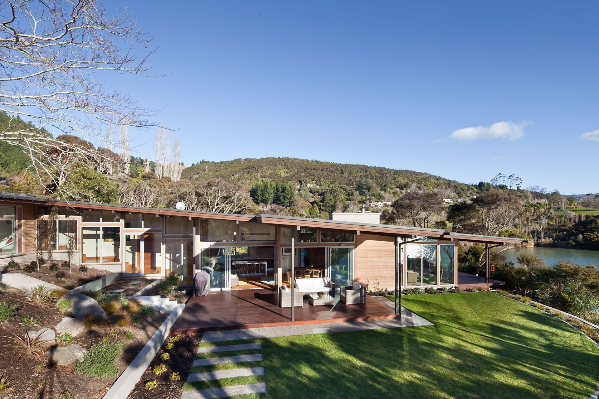 Doctors Point House, Otago