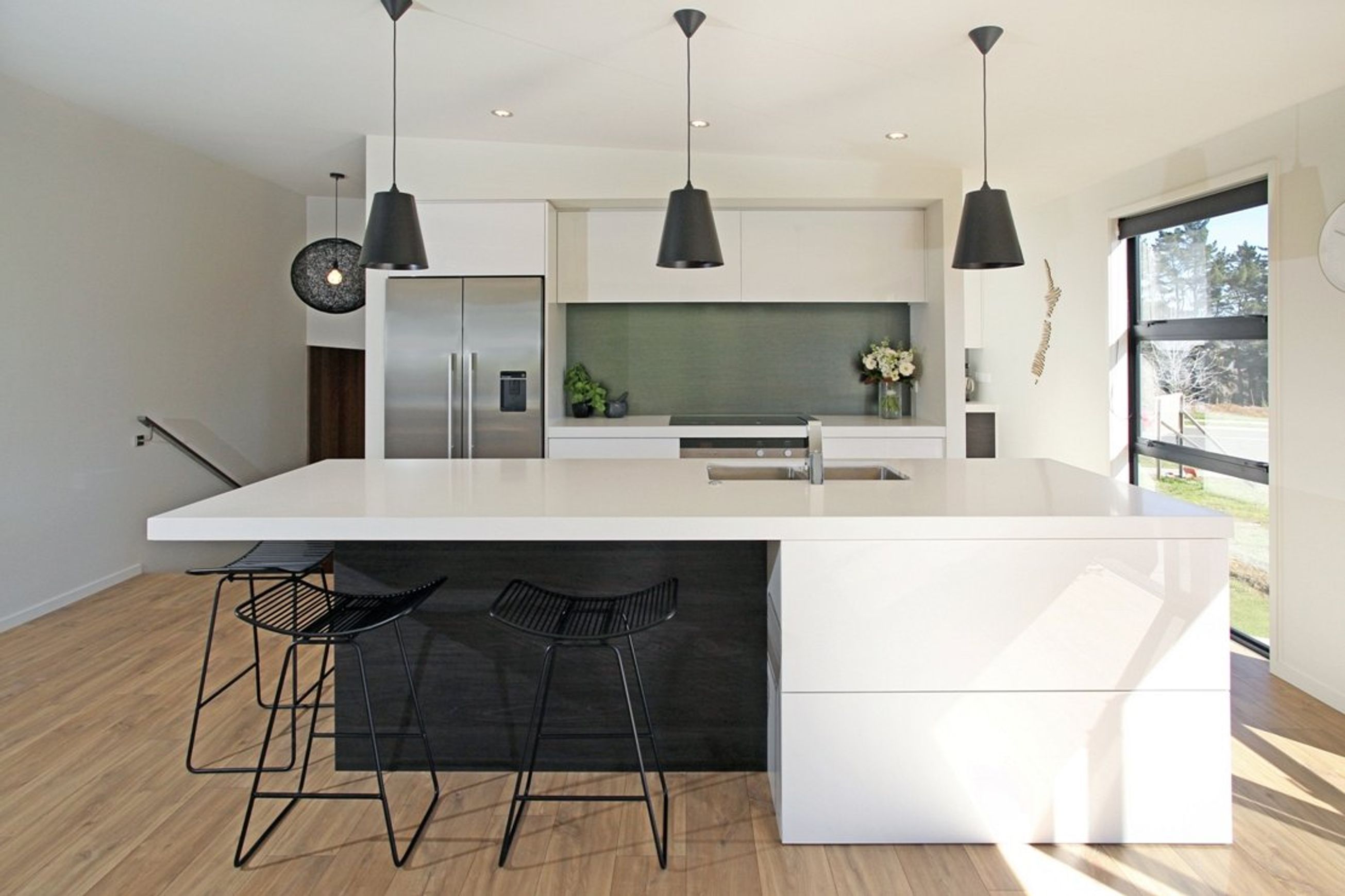 Contemporary / Modern Kitchens
