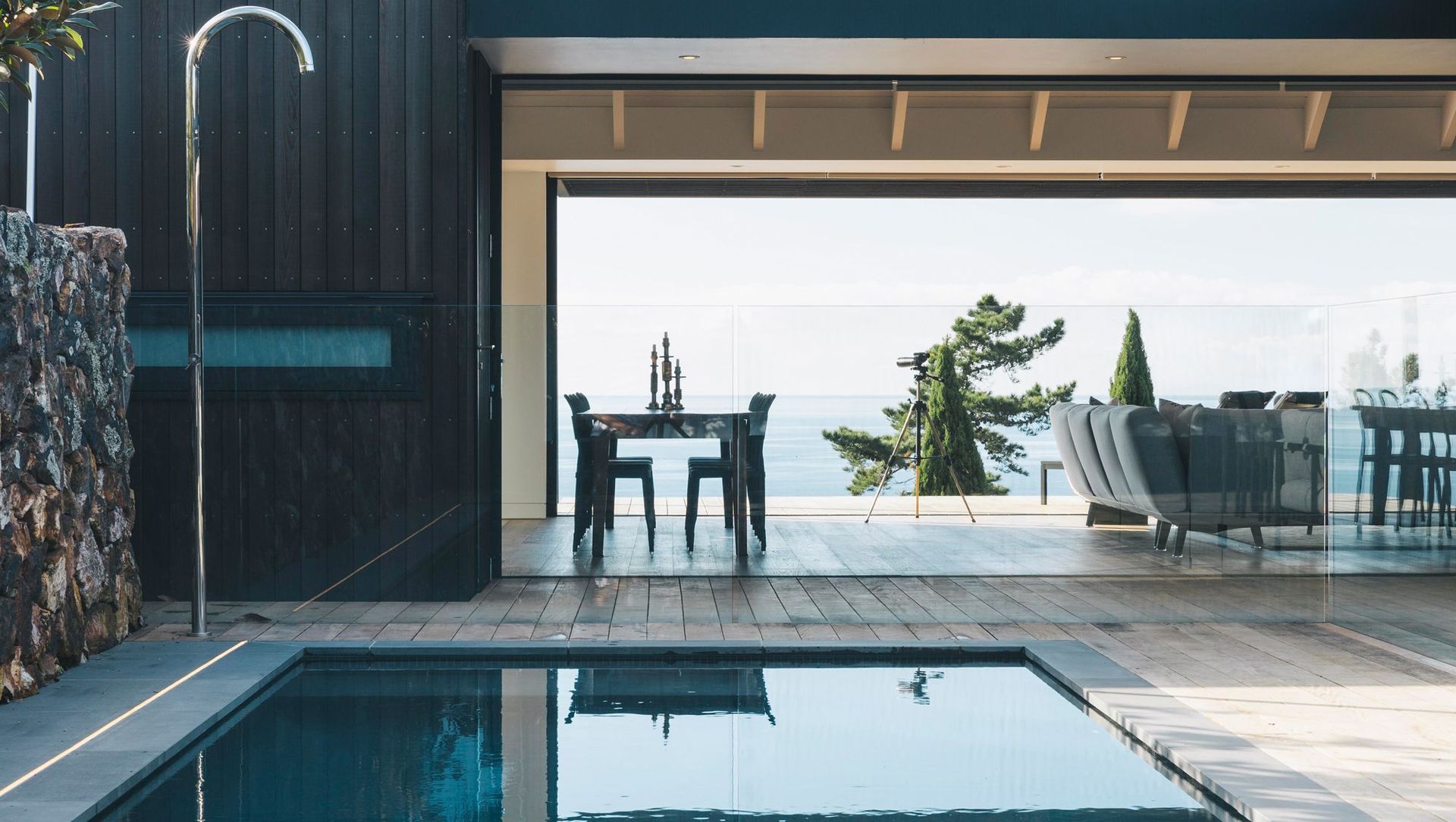 Island Retreat - Waiheke banner