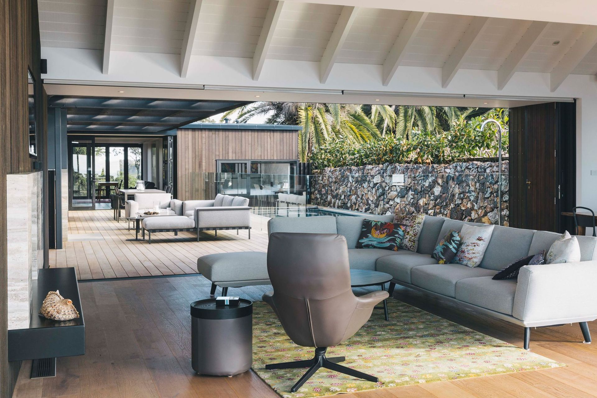 ISLAND RETREAT - WAIHEKE