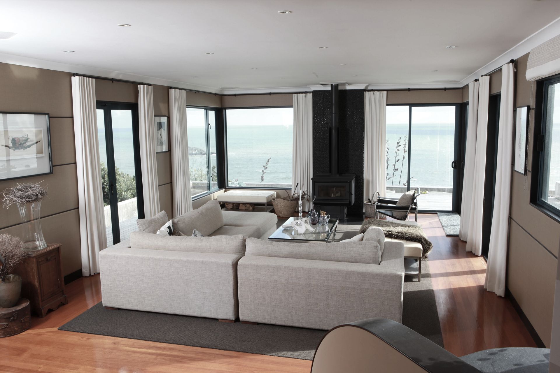 Muriwai Beach Residential Fit out