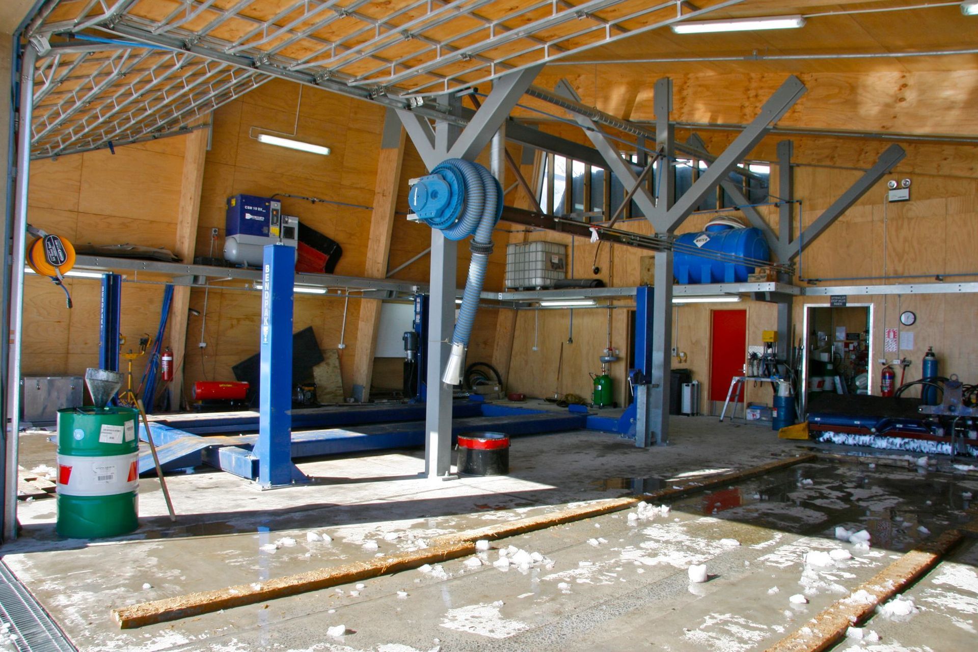 Knoll Ridge Cat Shed