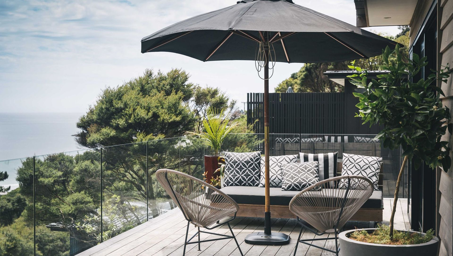 Tiri View House banner