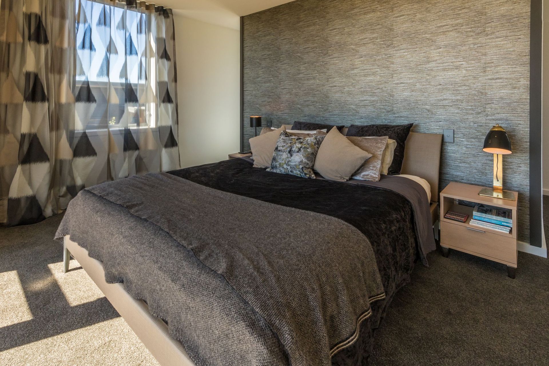 Lake Wanaka Courtyard House