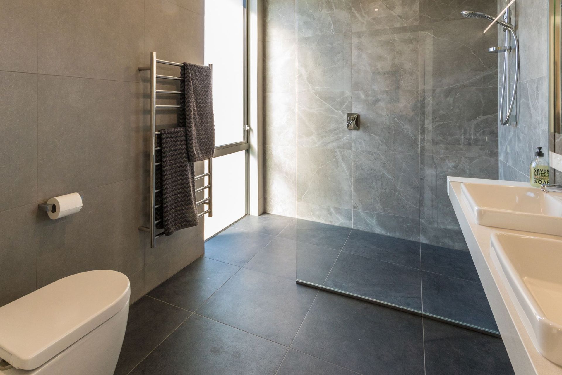 Lake Wanaka Courtyard House