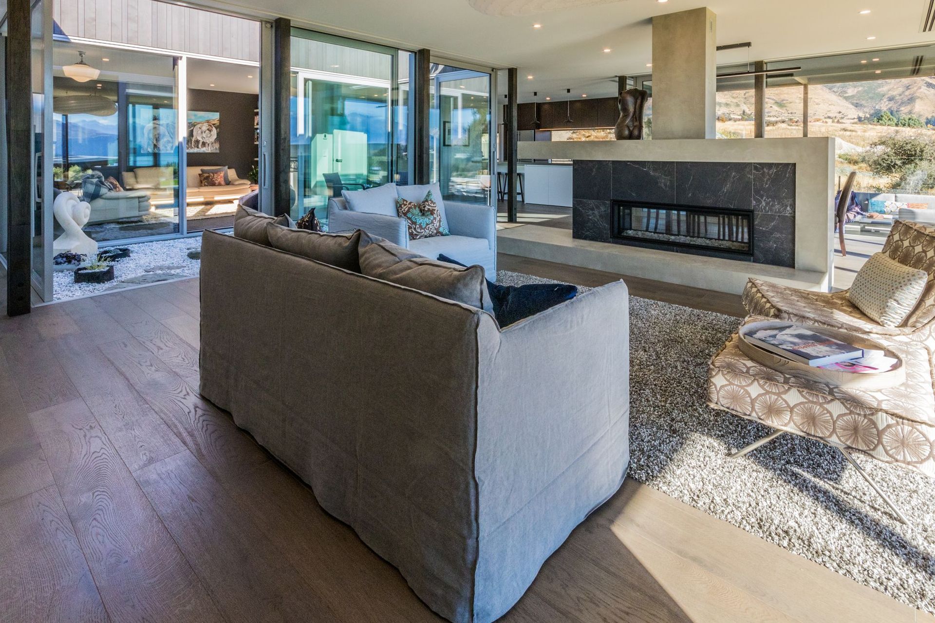 Lake Wanaka Courtyard House