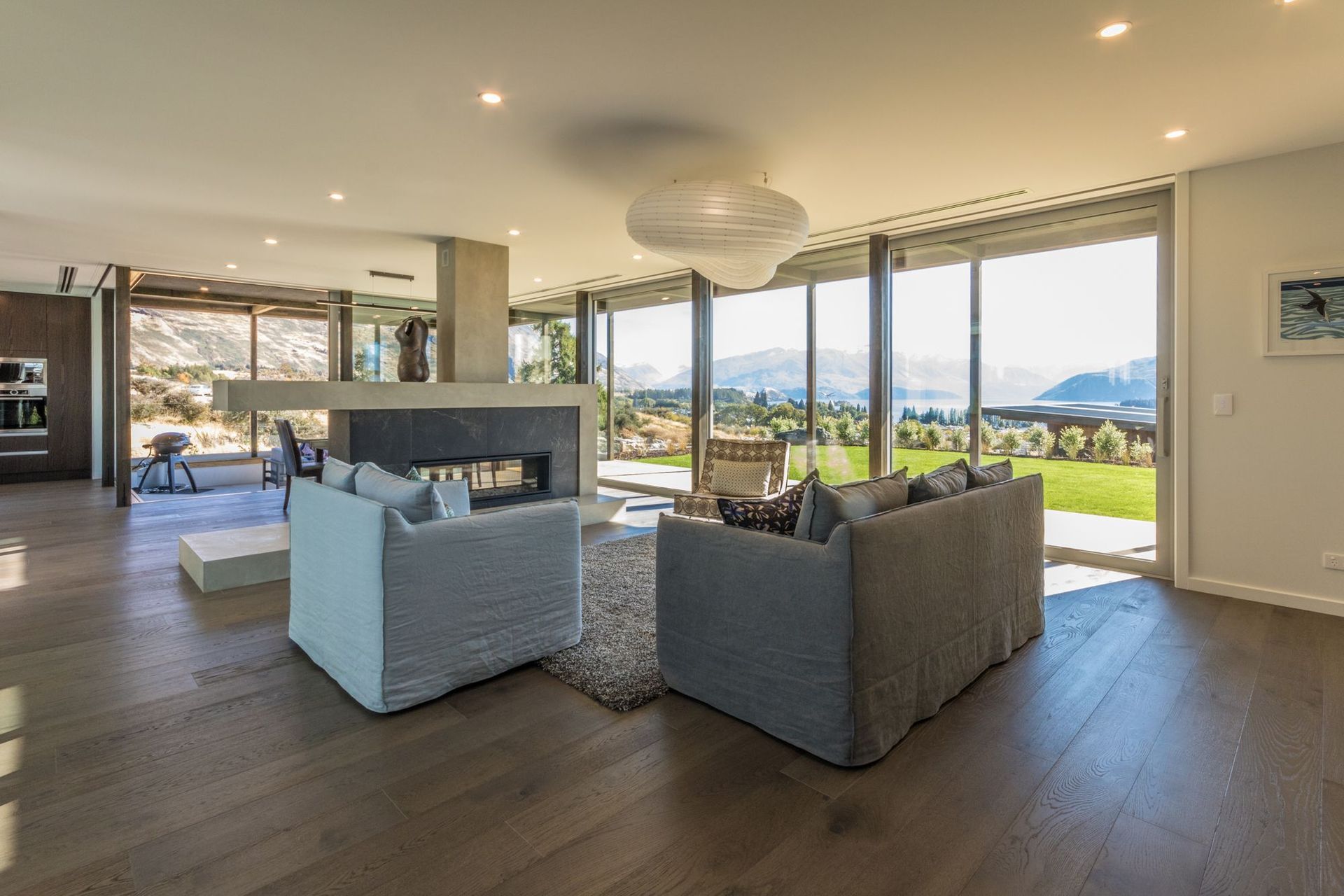 Lake Wanaka Courtyard House