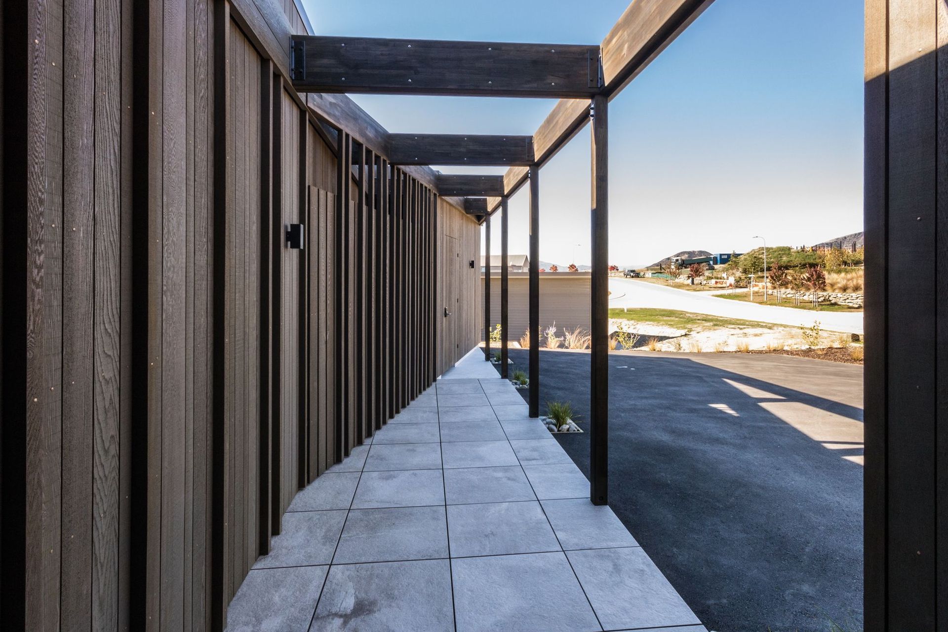 Lake Wanaka Courtyard House