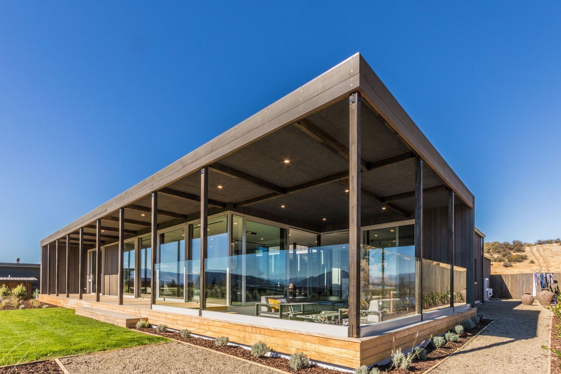 Lake Wanaka Courtyard House
