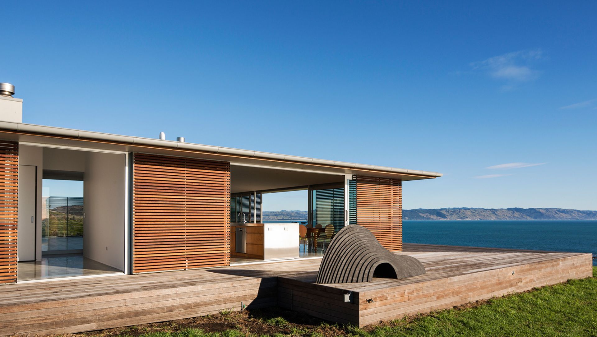 Mahia Beach House banner