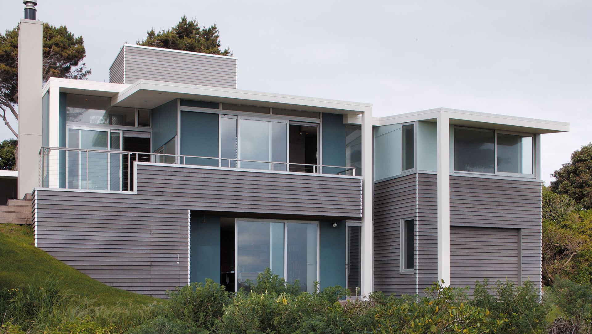 Raumati House banner