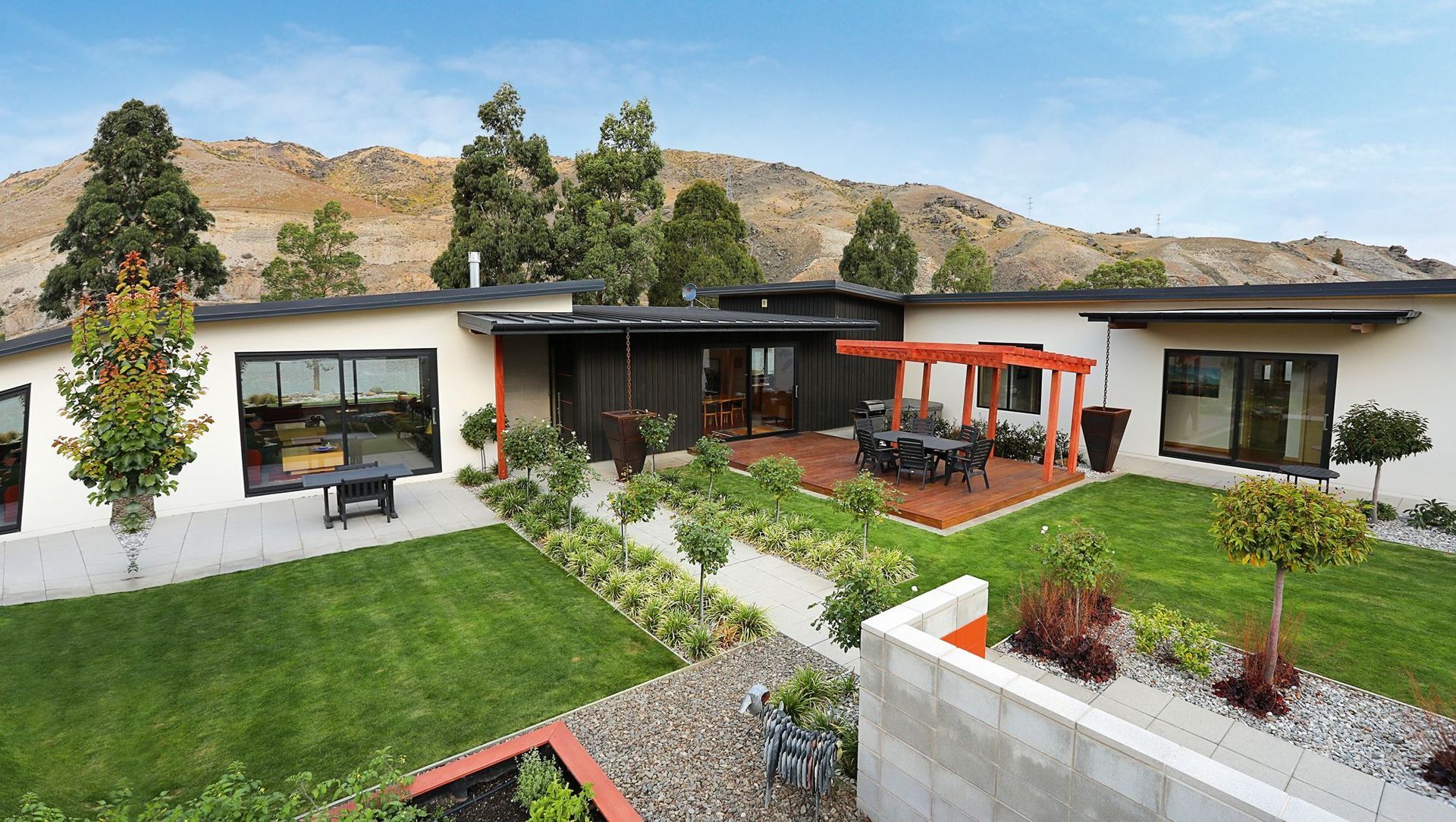 Bowron Residence banner