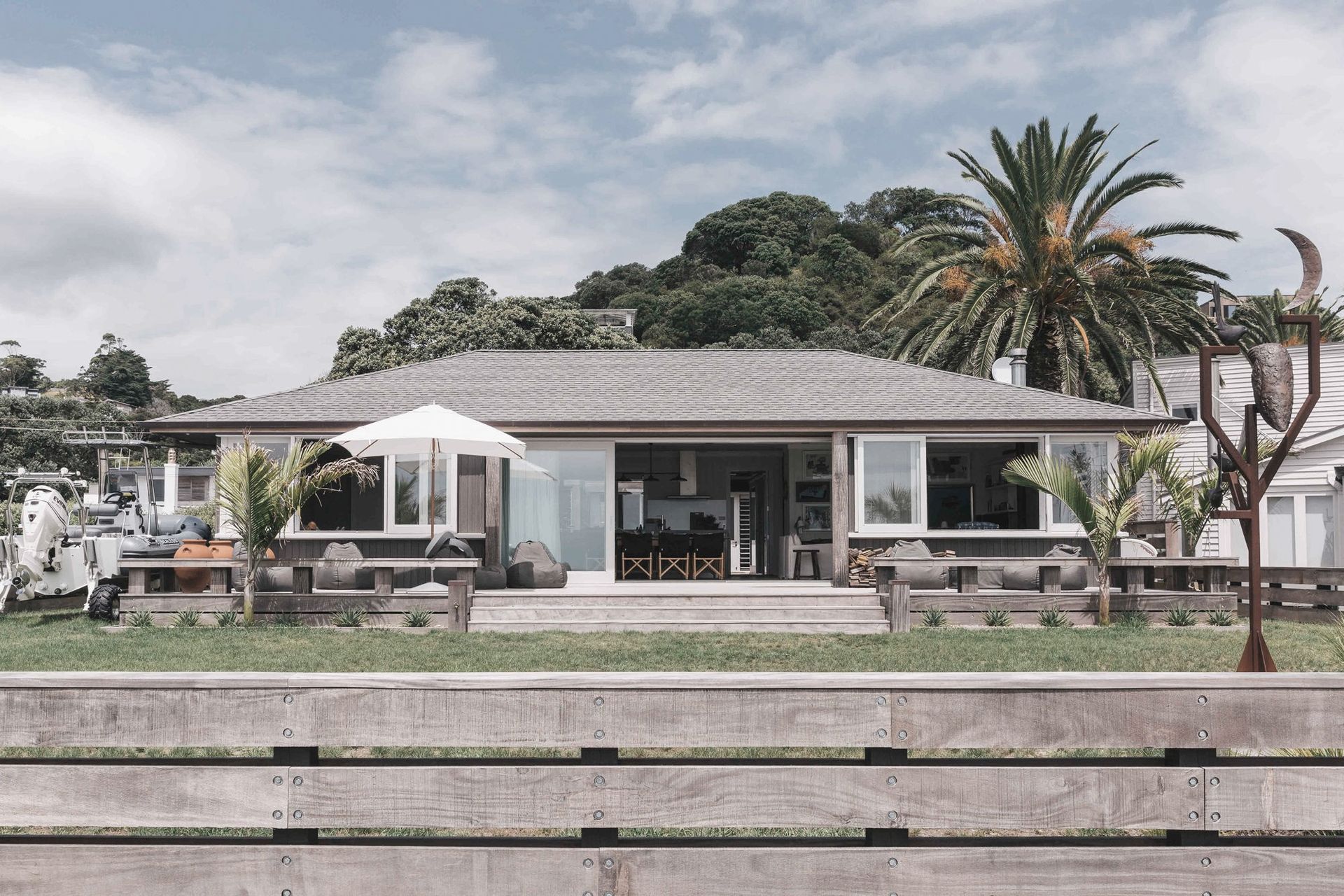 PALM BEACH BOAT HOUSE – WAIHEKE ISLAND